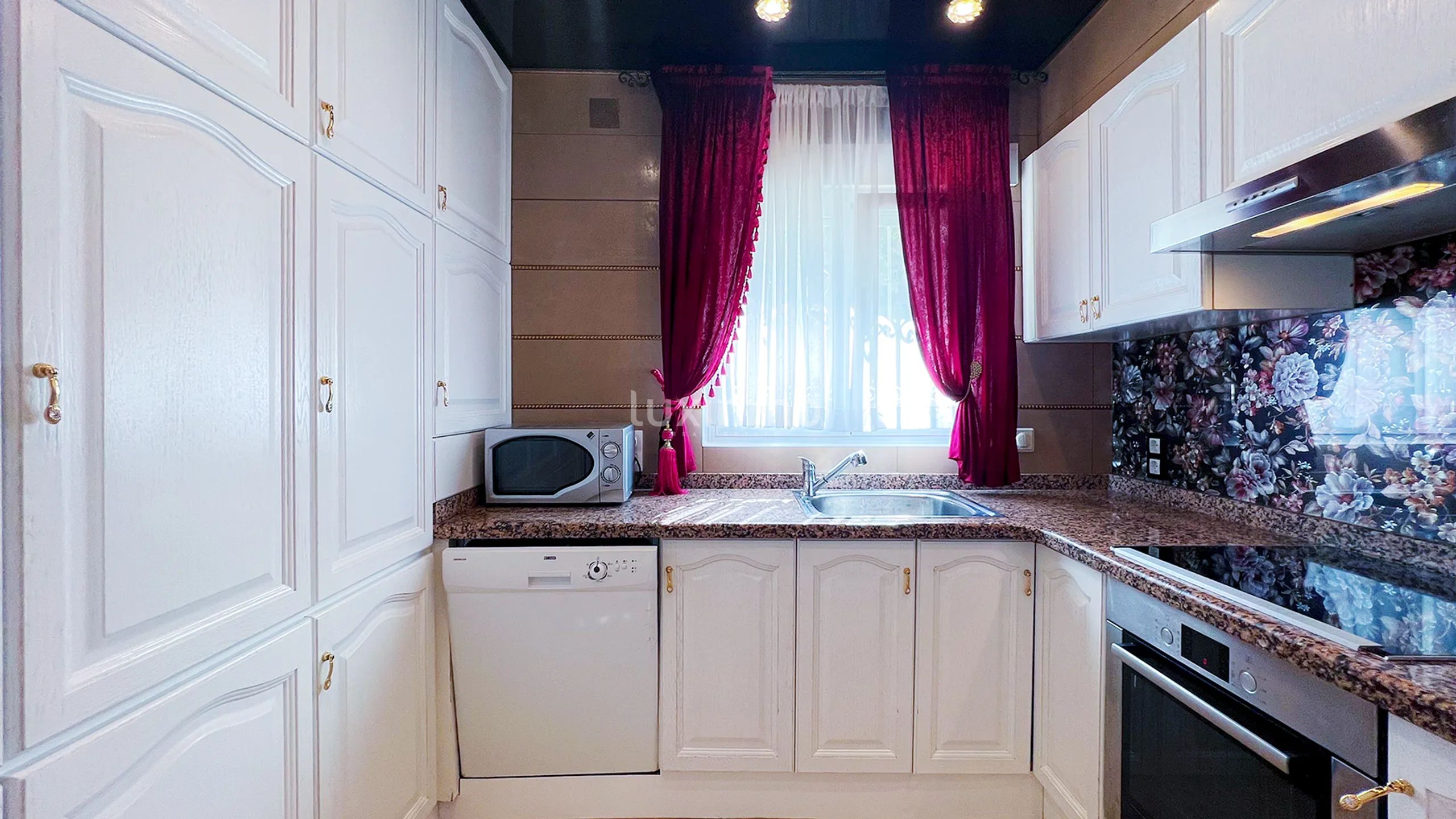 Villa i kolonistil med havutsikt i El Montgó, Dénia — photo 33