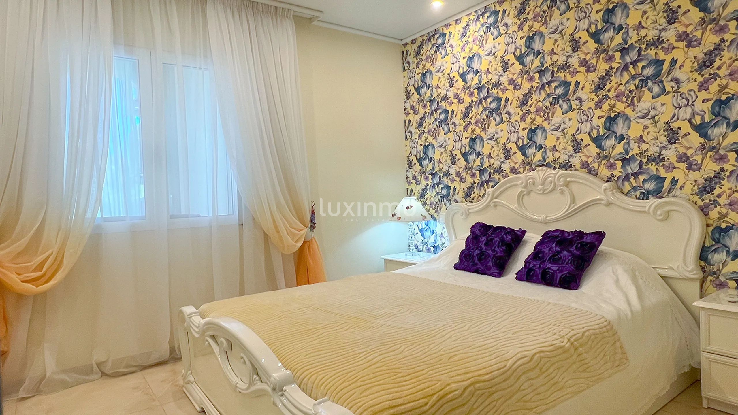 Colonial villa with sea views in El Montgó, Dénia — photo 13