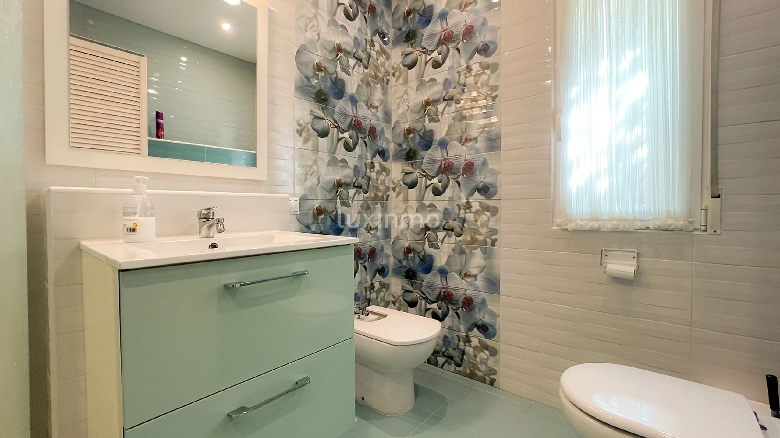 Colonial villa with sea views in El Montgó, Dénia — photo 43