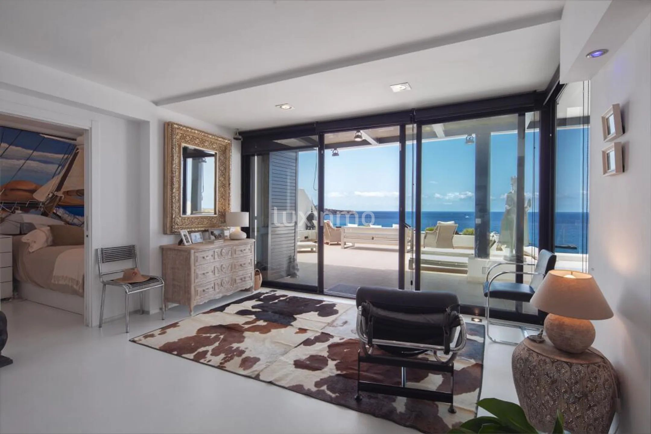 Penthouse exclusif en bord de mer avec vue sur la mer et le coucher de soleil à Cala Tarida — photo 11