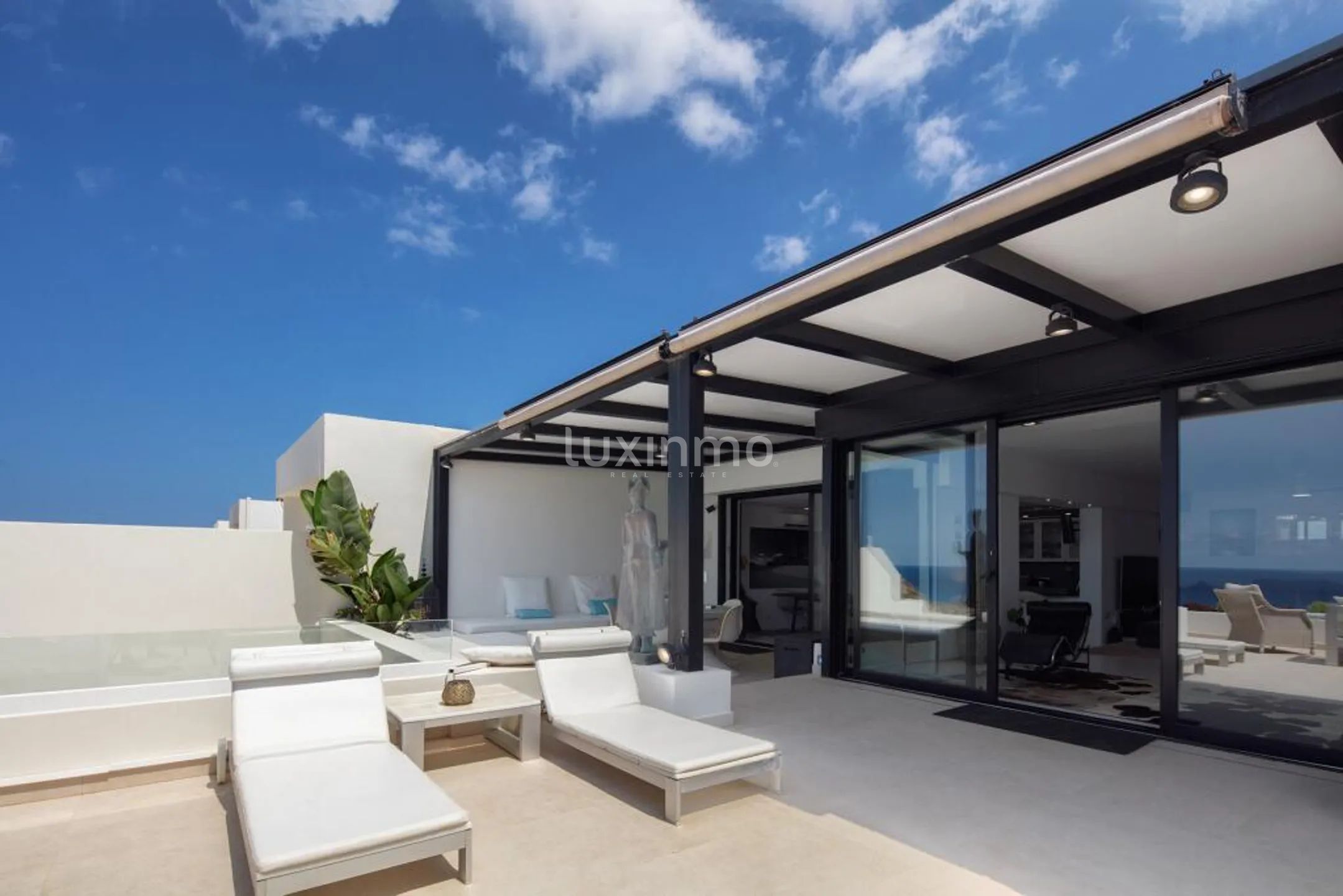 Exclusivo Ático en primera línea de mar con vistas al mar y a la puesta de sol en Cala Tarida — photo 7