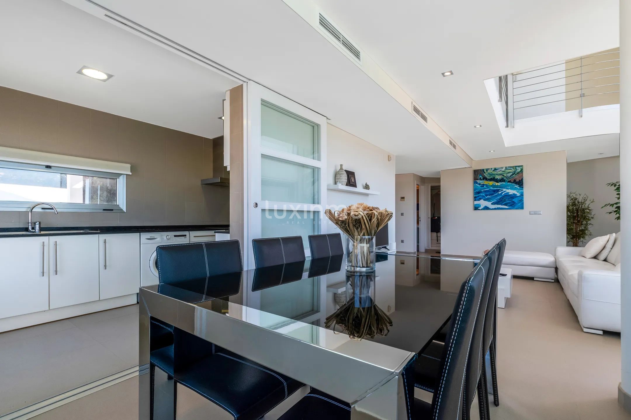 Moderno chalet pareado con piscina y vistas al mar en Altea Hills — photo 11