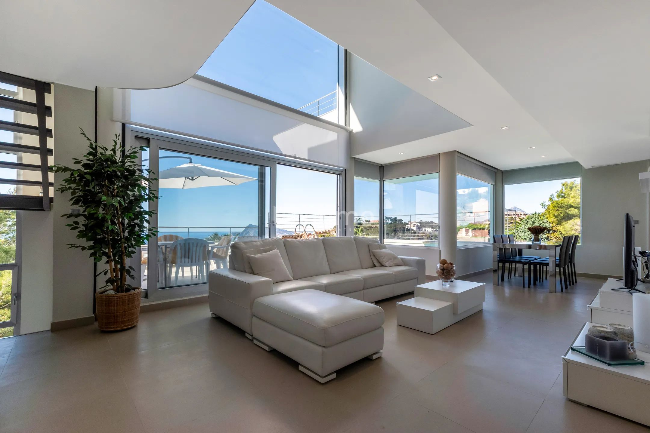 Moderno chalet pareado con piscina y vistas al mar en Altea Hills — photo 8