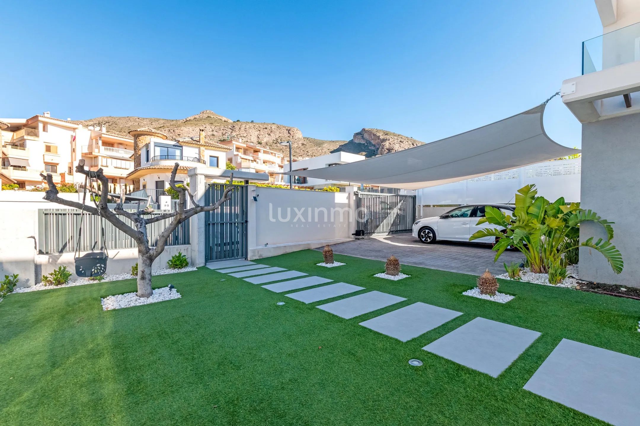 Nowoczesna willa z 3 sypialniami i basenem w Sierra Cortina — photo 12