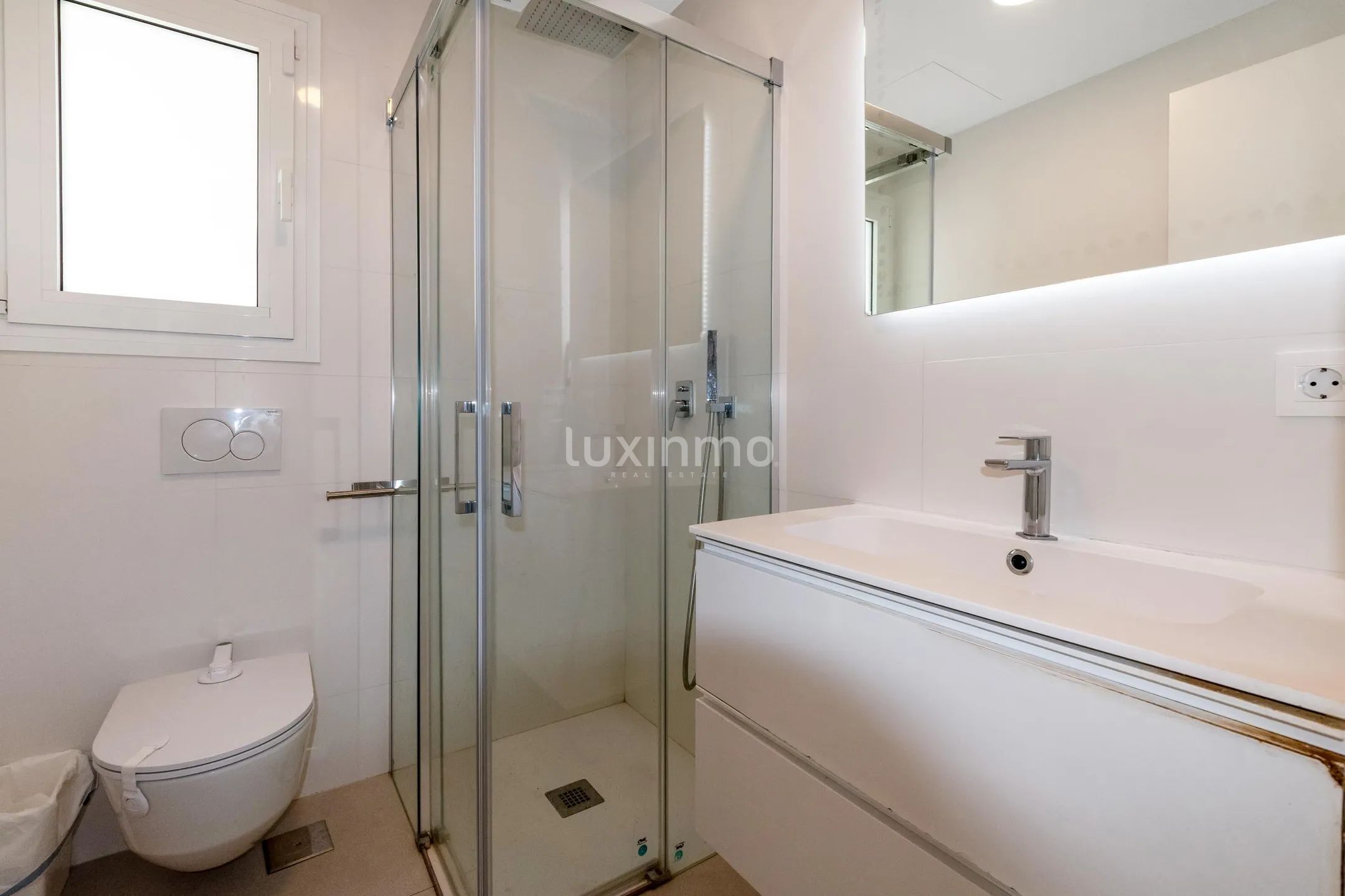 Nowoczesna willa z 3 sypialniami i basenem w Sierra Cortina — photo 16