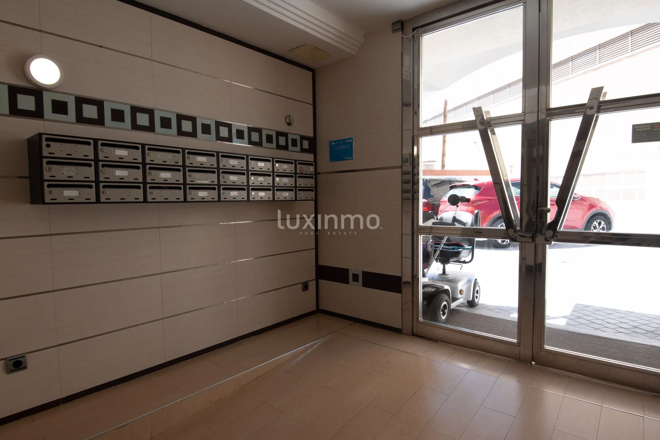 Luminoso piso mediterráneo con vistas al mar en el centro de Calpe — photo 24