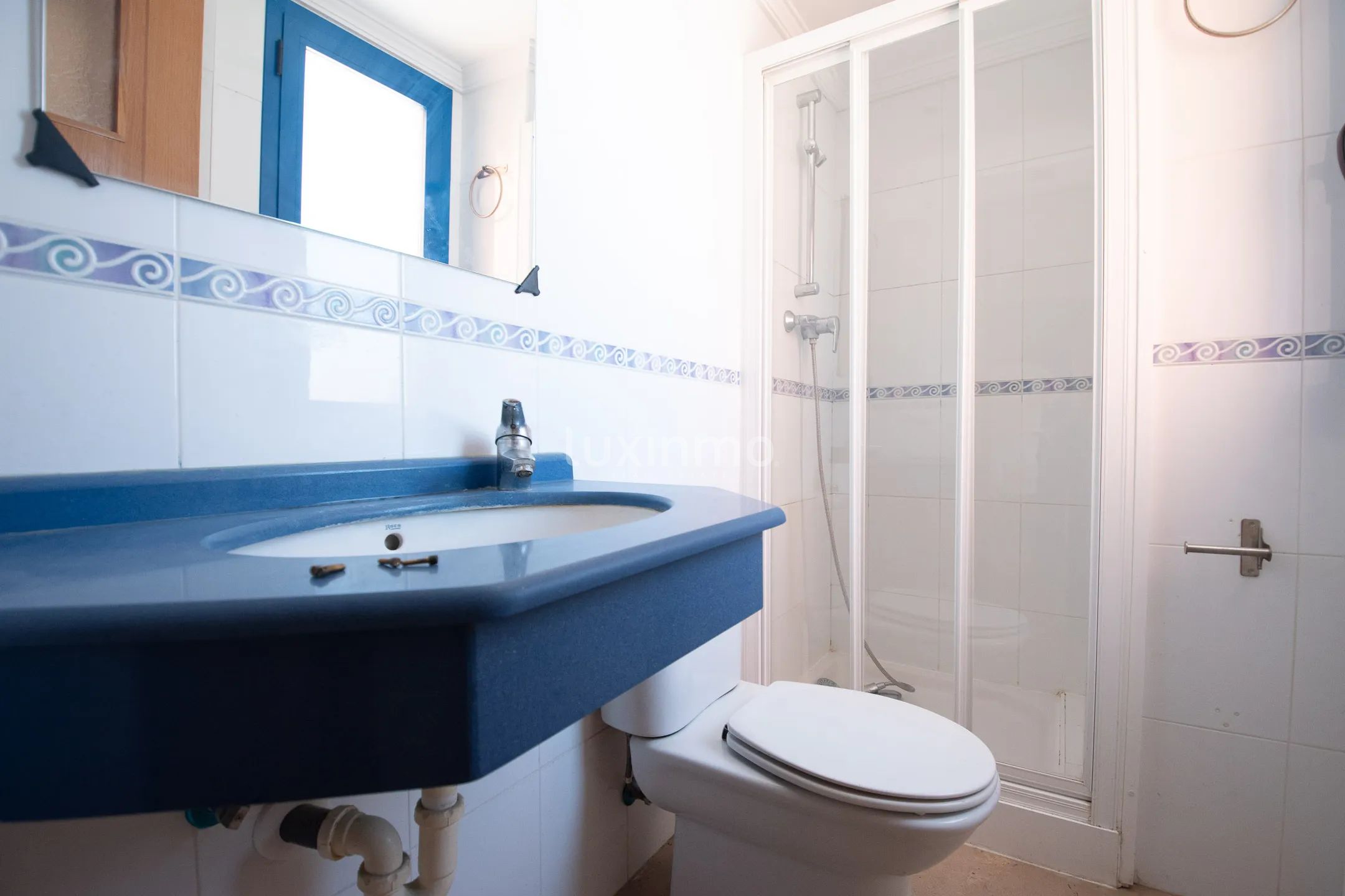 Luminoso piso mediterráneo con vistas al mar en el centro de Calpe — photo 23