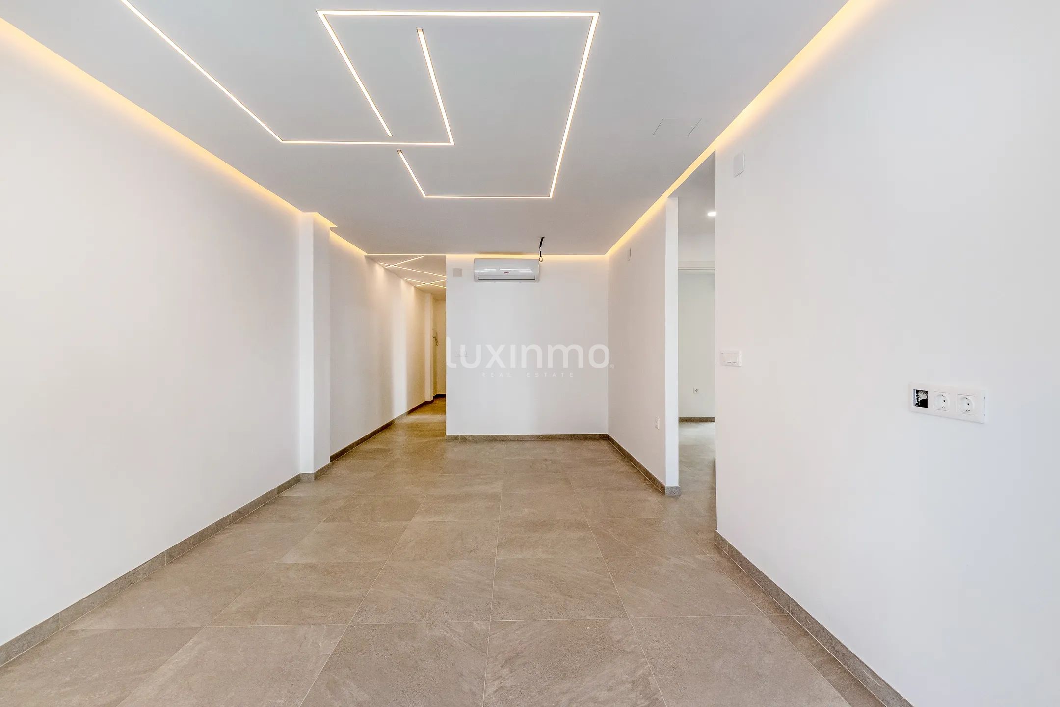 Nowocześnie odnowiony apartament z 3 sypialniami w Altea Pueblo