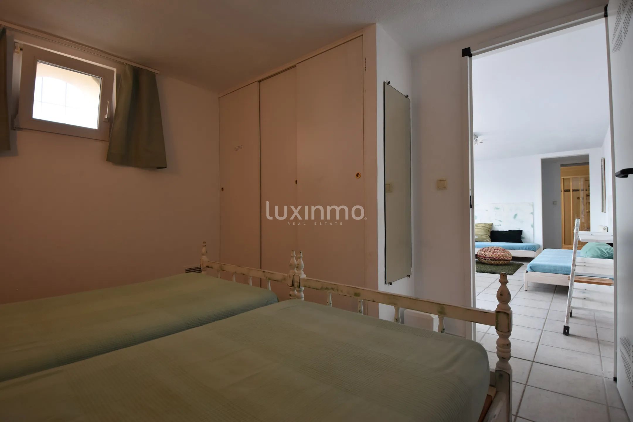 Villa mediterránea con piscina y casa de invitados, Benidorm — photo 40