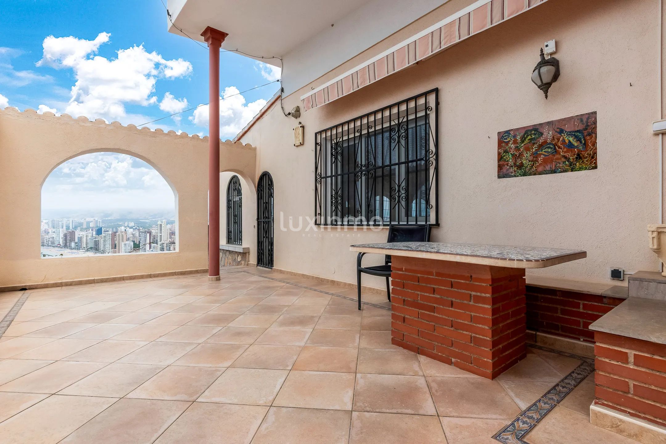 Mediterranean villa with pool and guest house, Benidorm — photo 9