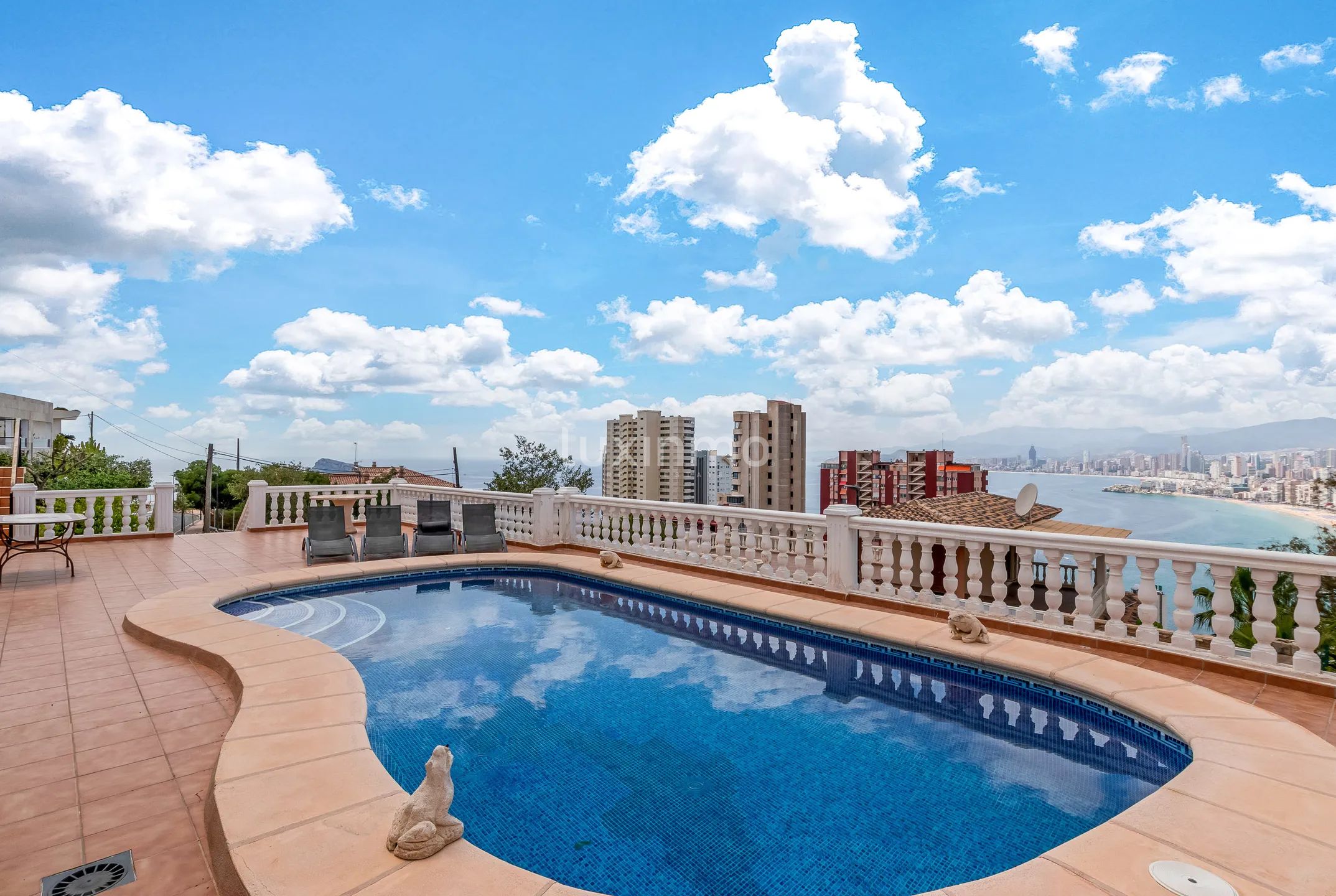 Mediterranean villa with pool and guest house, Benidorm — photo 3