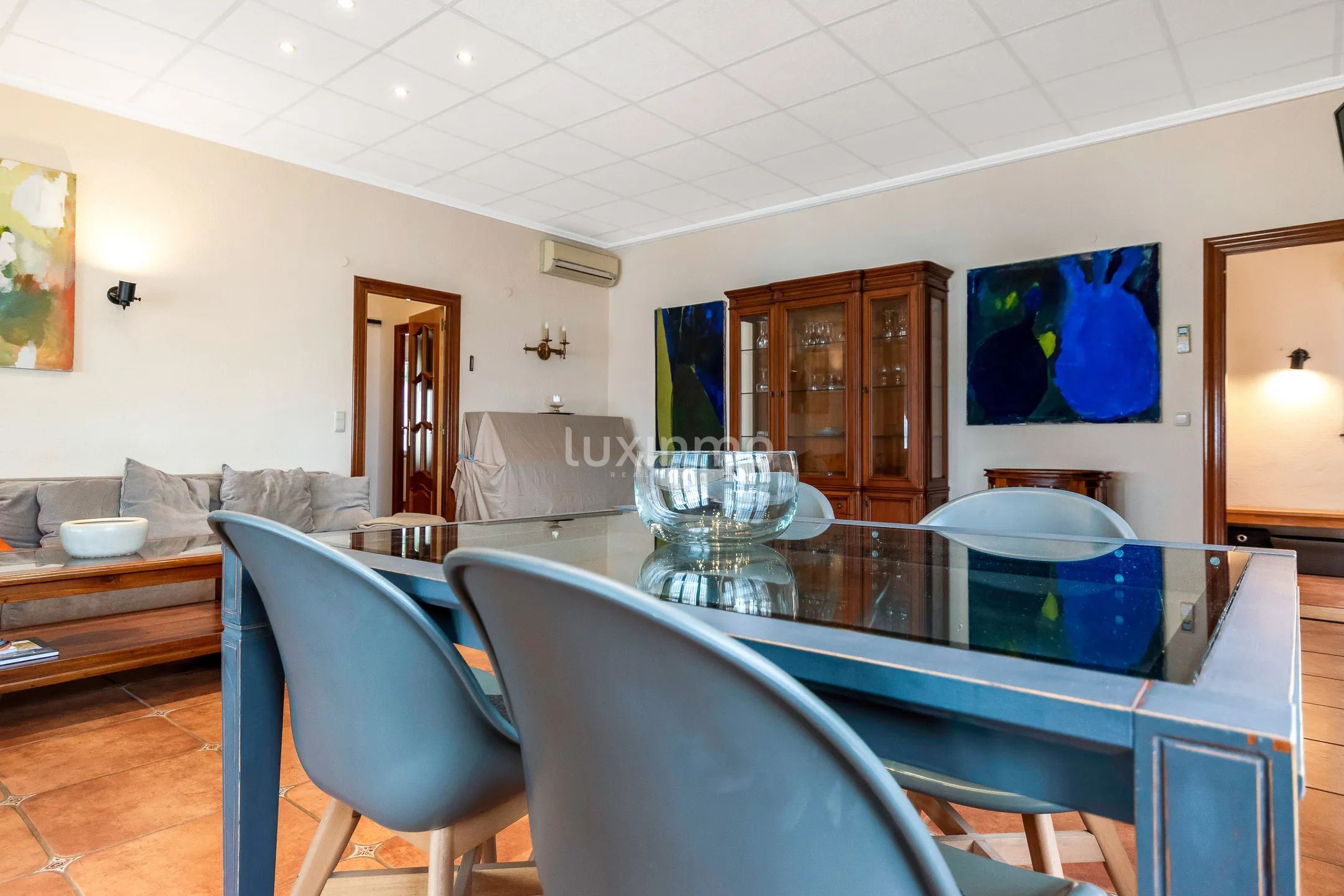 Villa mediterránea con piscina y casa de invitados, Benidorm — photo 18