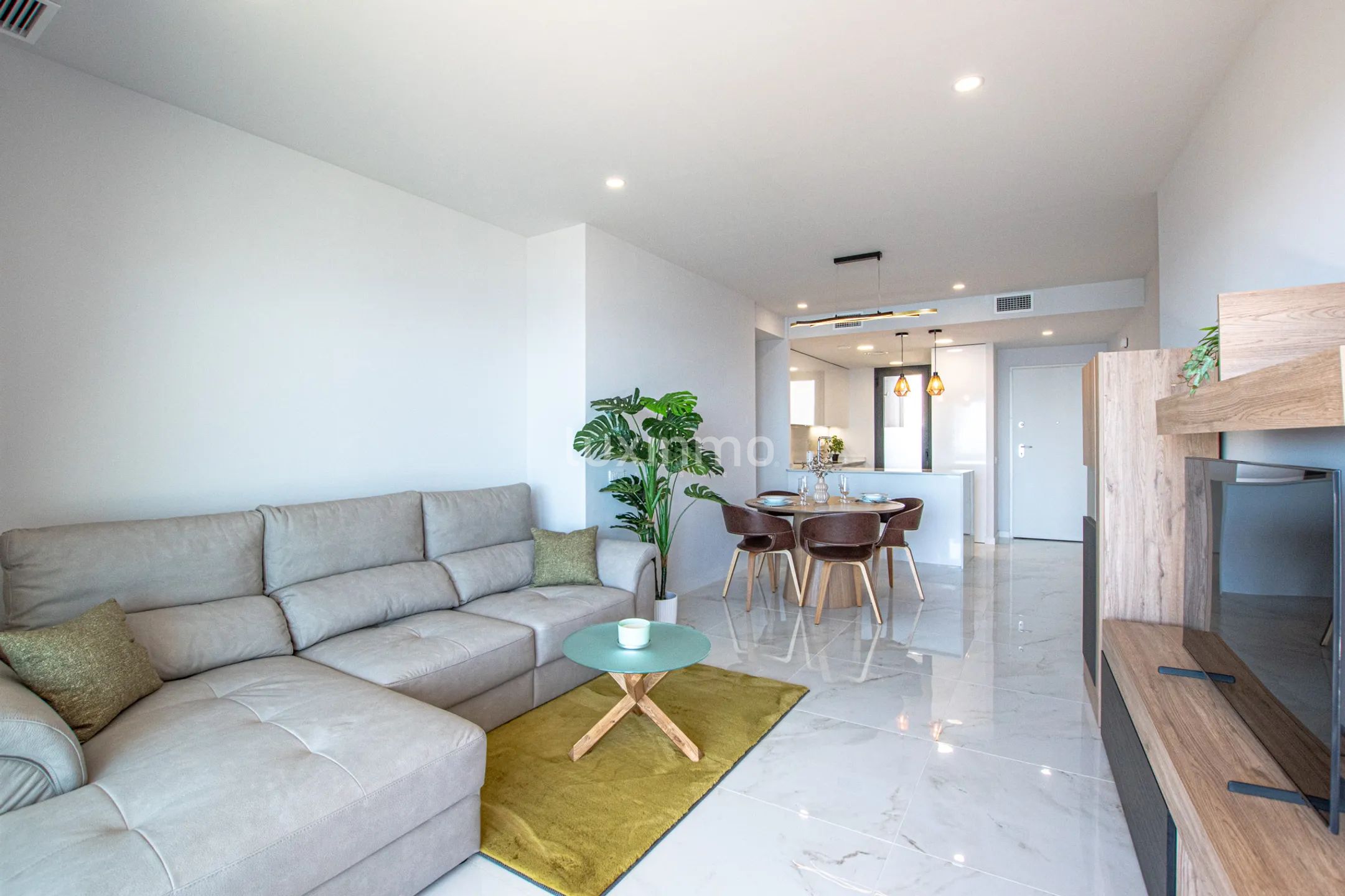 Flat with sea views for sale in Benidorm Beach — photo 7