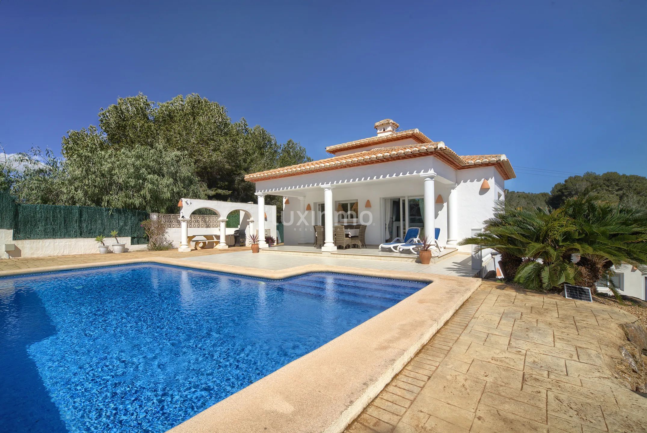 Villa méditerranéenne avec maison d'hôtes et piscine à Javea — photo 23
