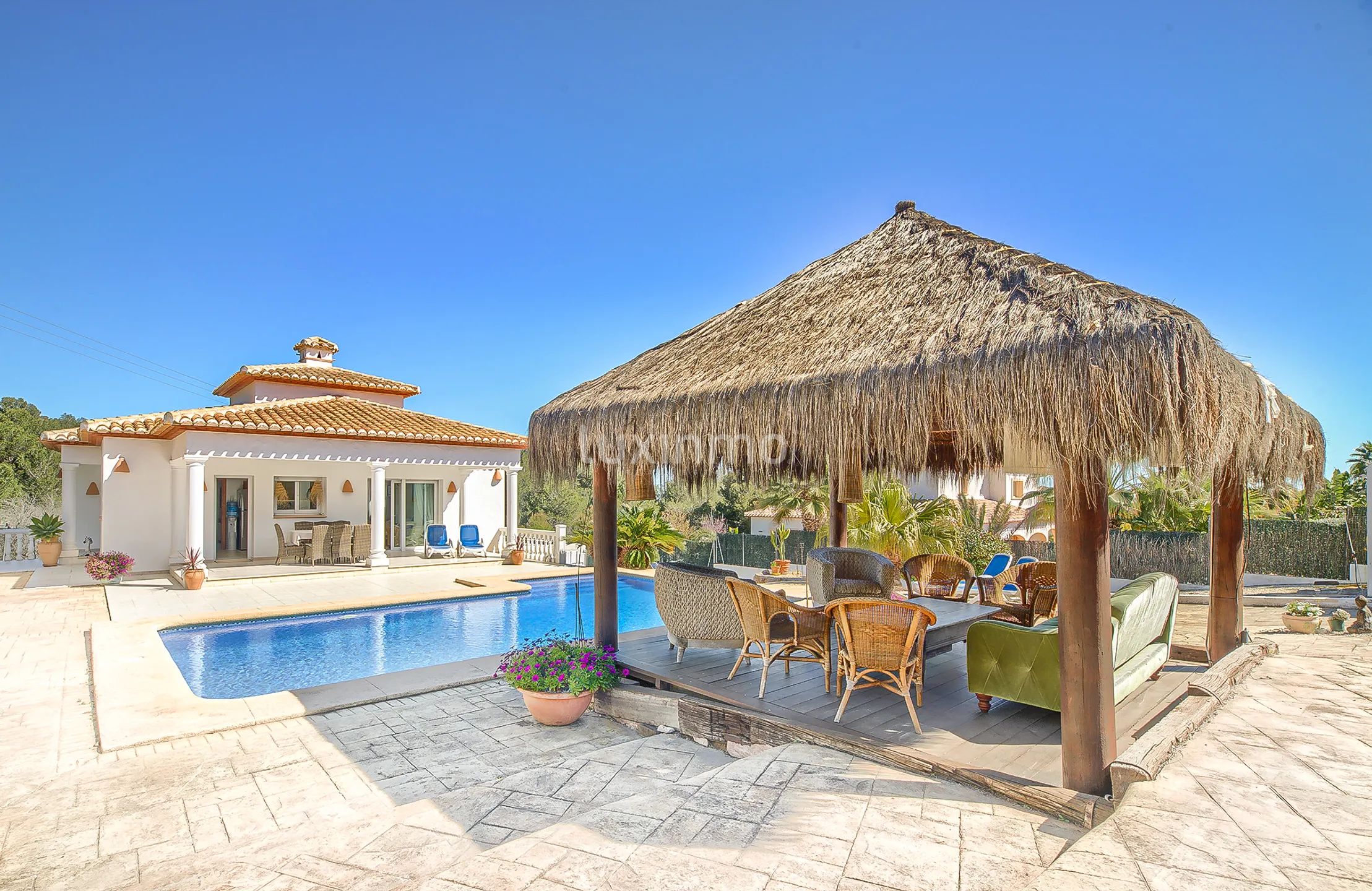 Mediterrane villa met gastenverblijf en zwembad in Javea