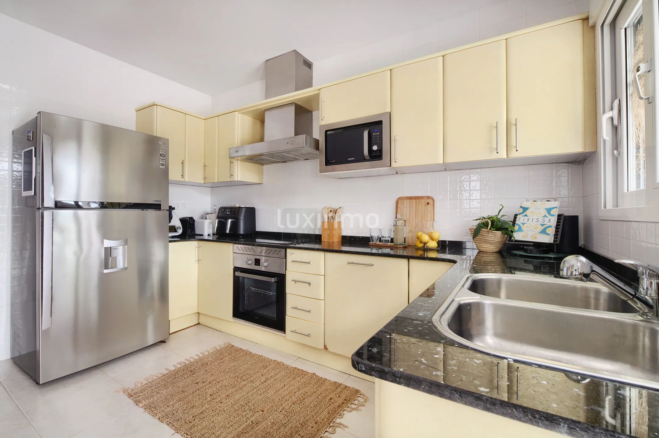 Villa méditerranéenne avec maison d'hôtes et piscine à Javea — photo 14