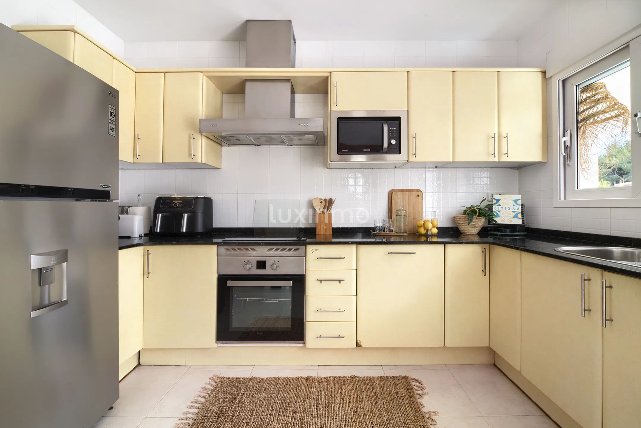 Villa méditerranéenne avec maison d'hôtes et piscine à Javea — photo 13