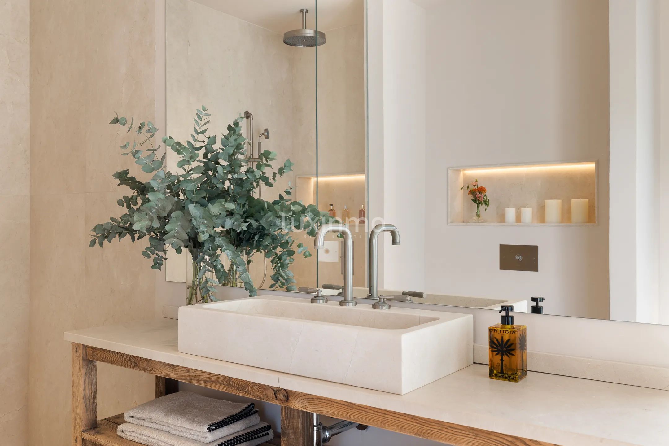 Who Loves the Sun - Contemporary ibizan elegance in a private natural setting — photo 24