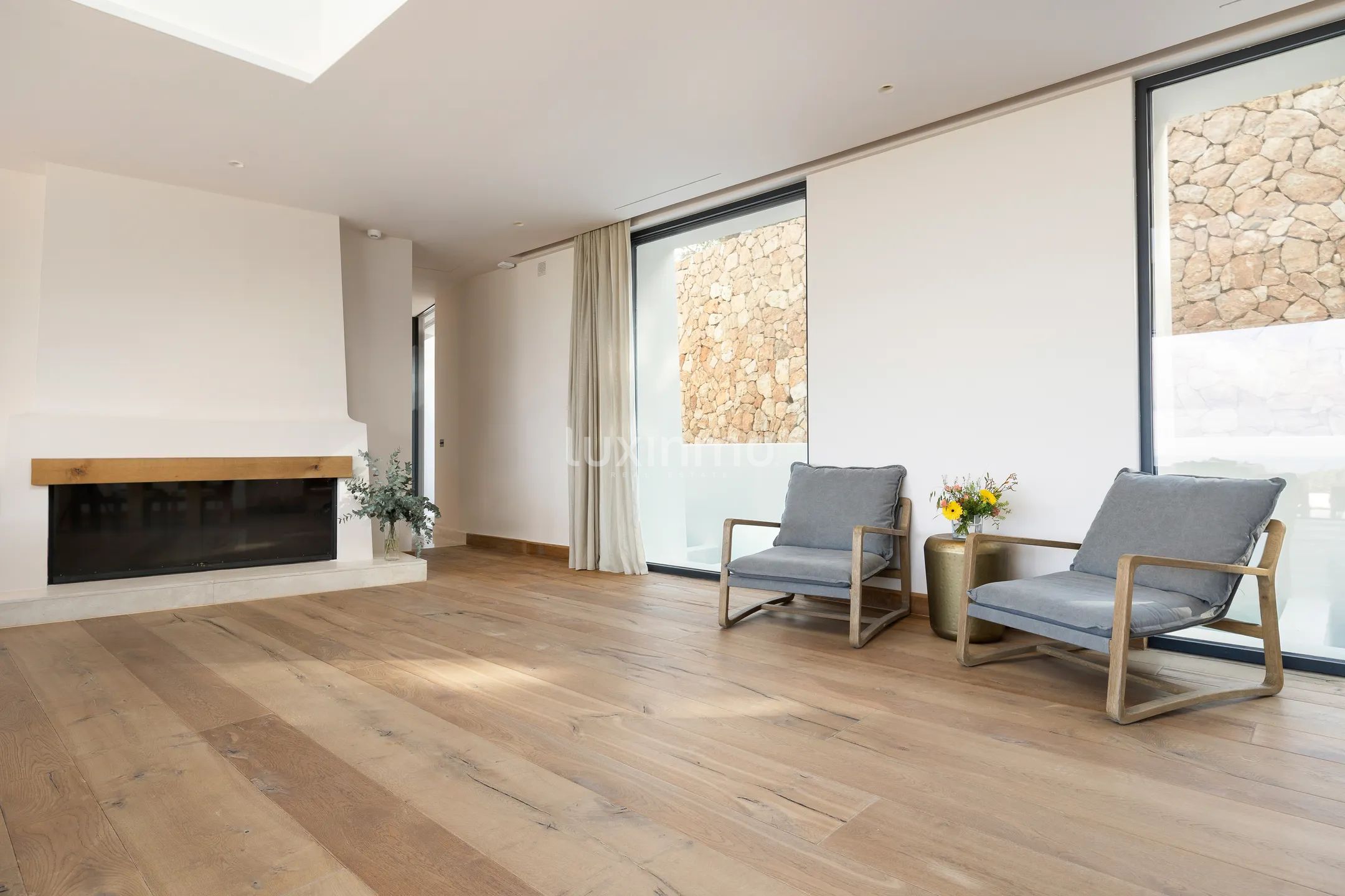 Who Loves the Sun - współczesna elegancja na Ibizie w prywatnym, naturalnym otoczeniu — photo 11