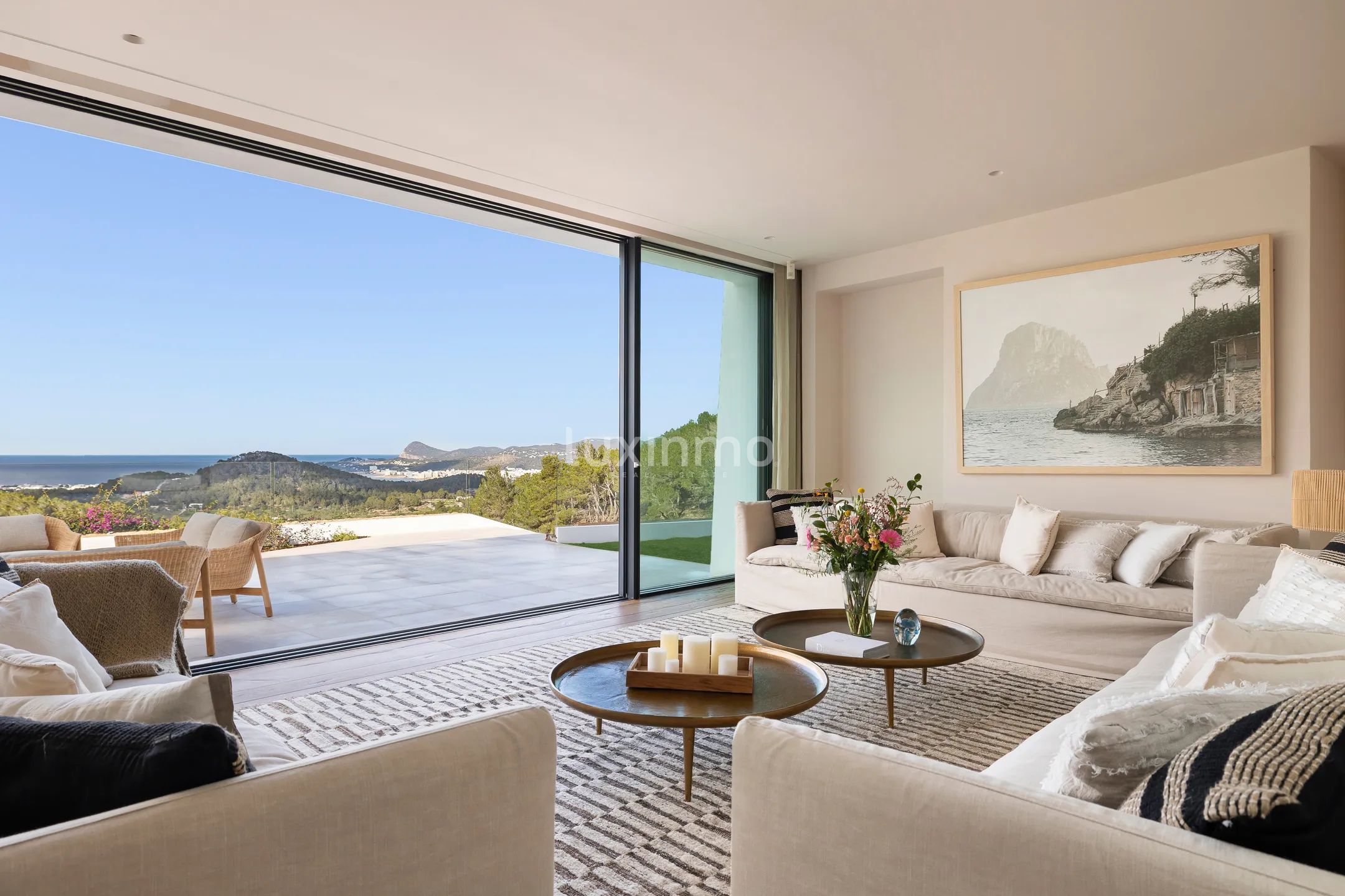 Who Loves the Sun - Contemporary ibizan elegance in a private natural setting — photo 21