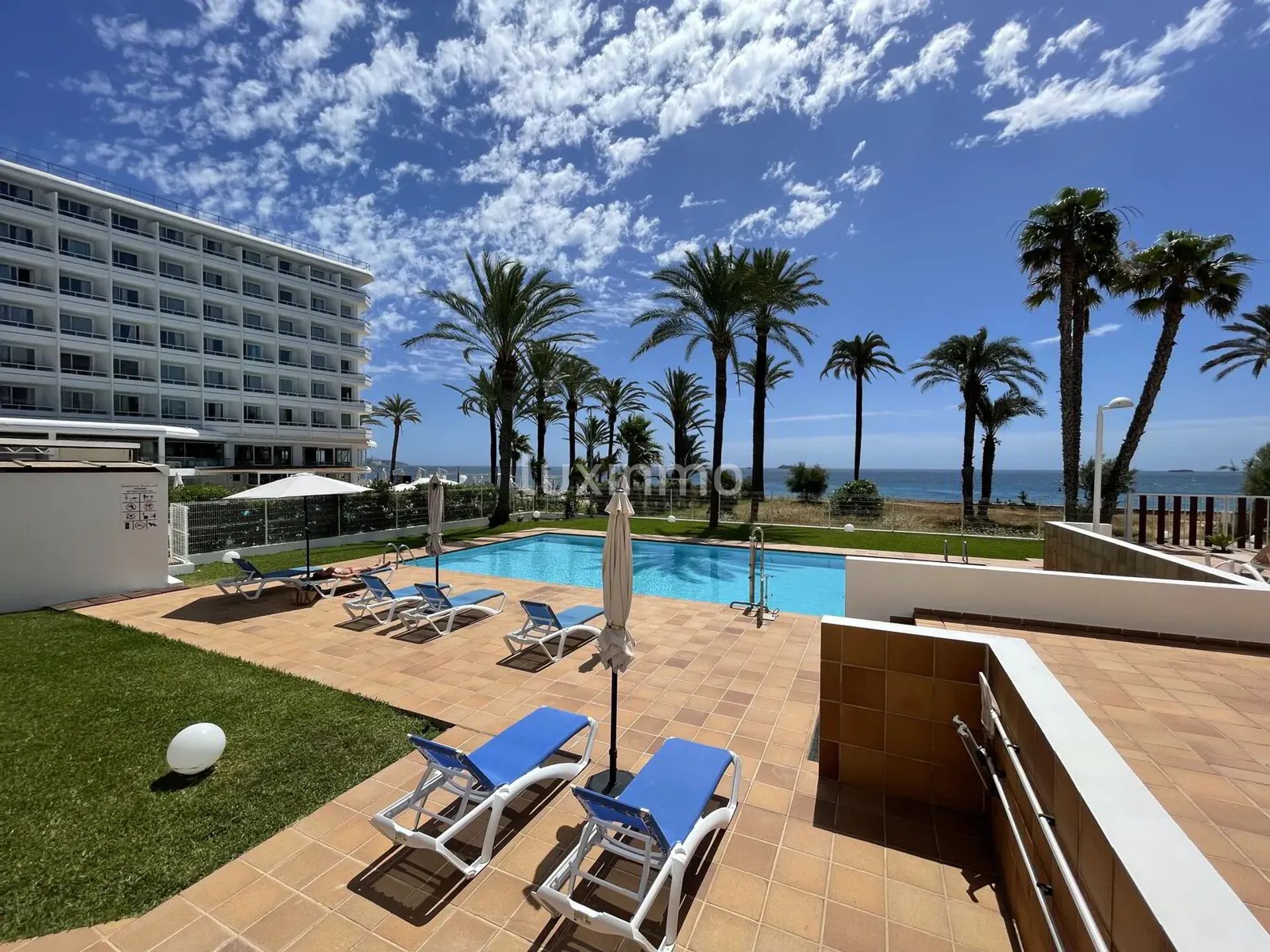 Dupleks na pierwszej linii plaży - oaza nad morzem