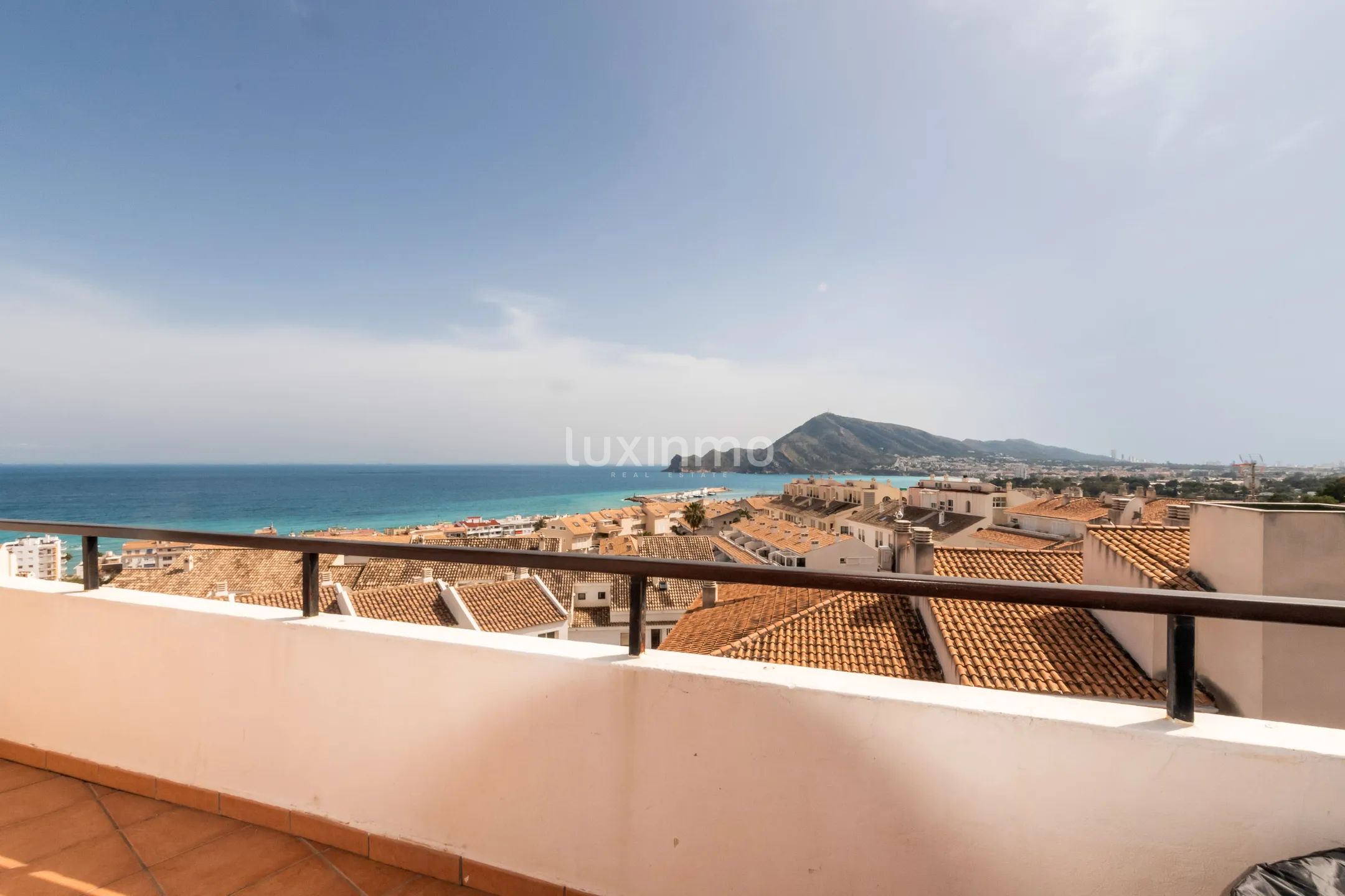 Mediterranean Penthouse with Sea Views in Altea Pueblo — photo 3