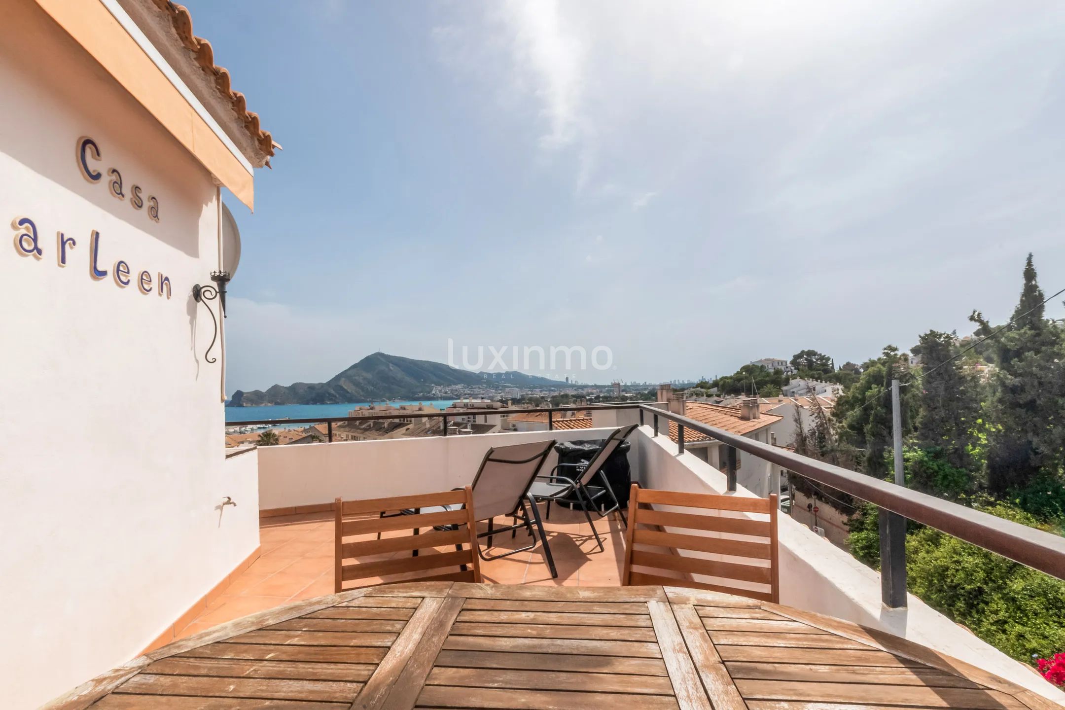 Charming duplex penthouse in a prime location with sea views in Altea Pueblo — photo 26