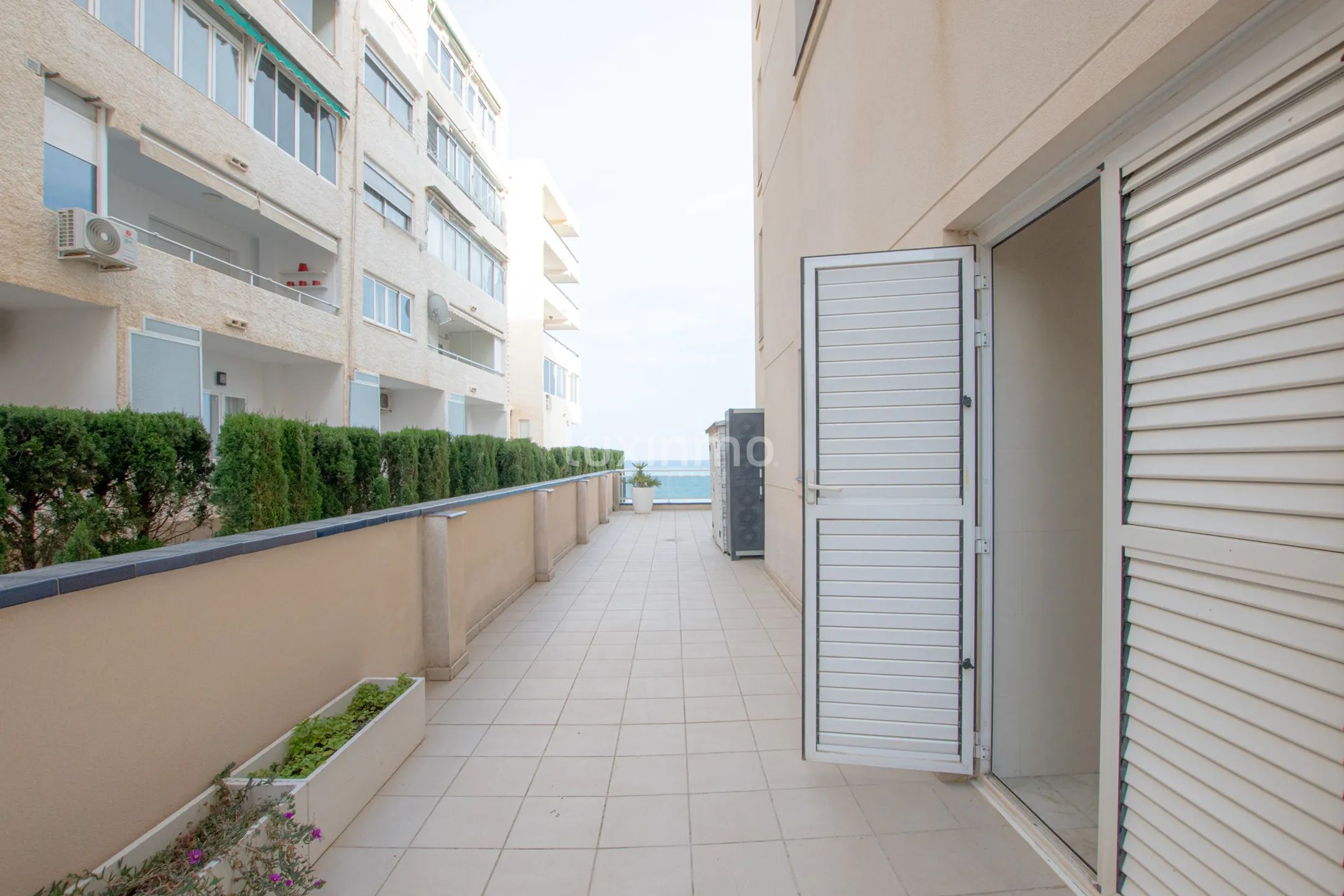 Flats on the Mediterranean coast with sea views in Cap Negre — photo 17