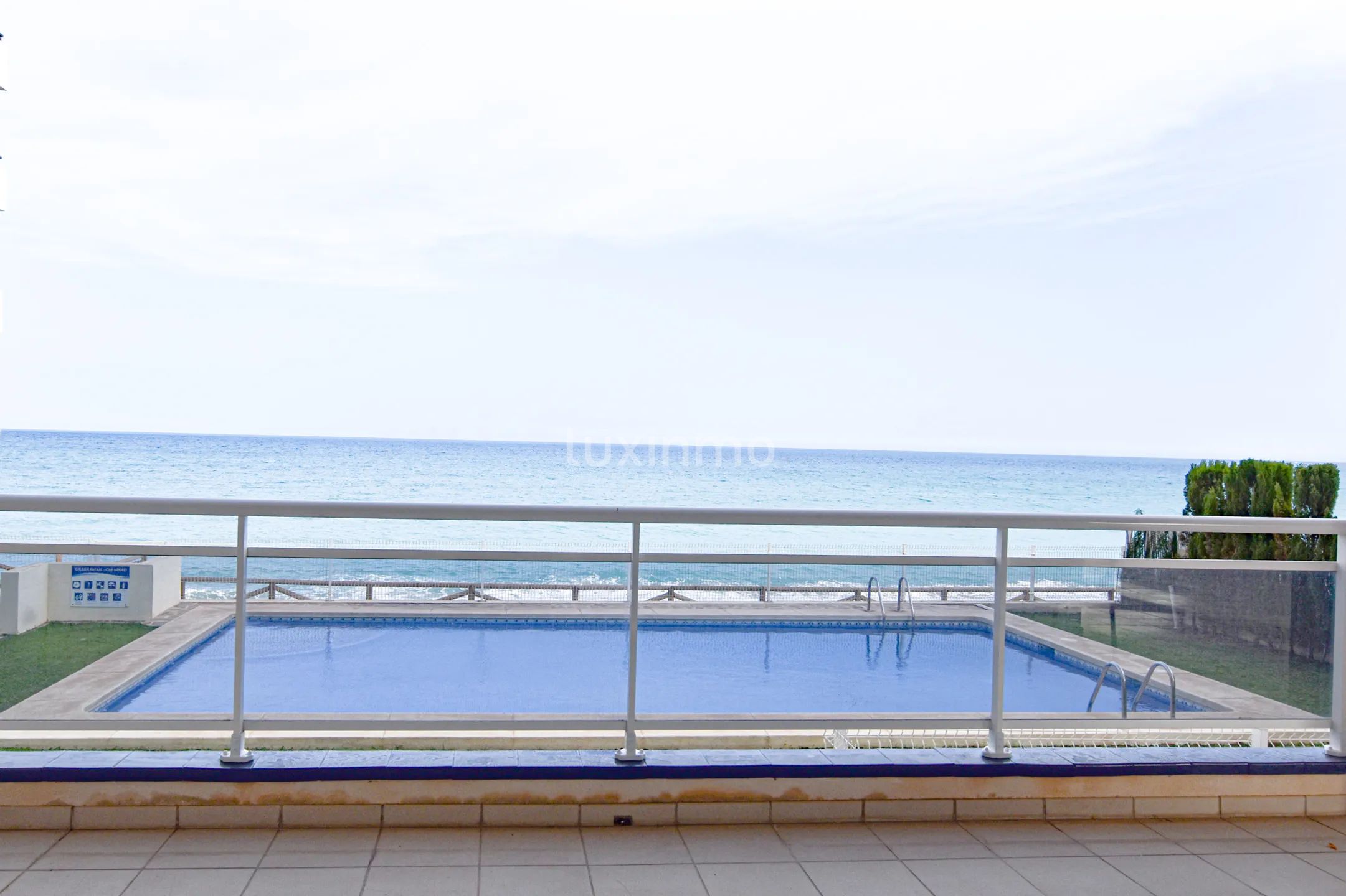Flats on the Mediterranean coast with sea views in Cap Negre — photo 3