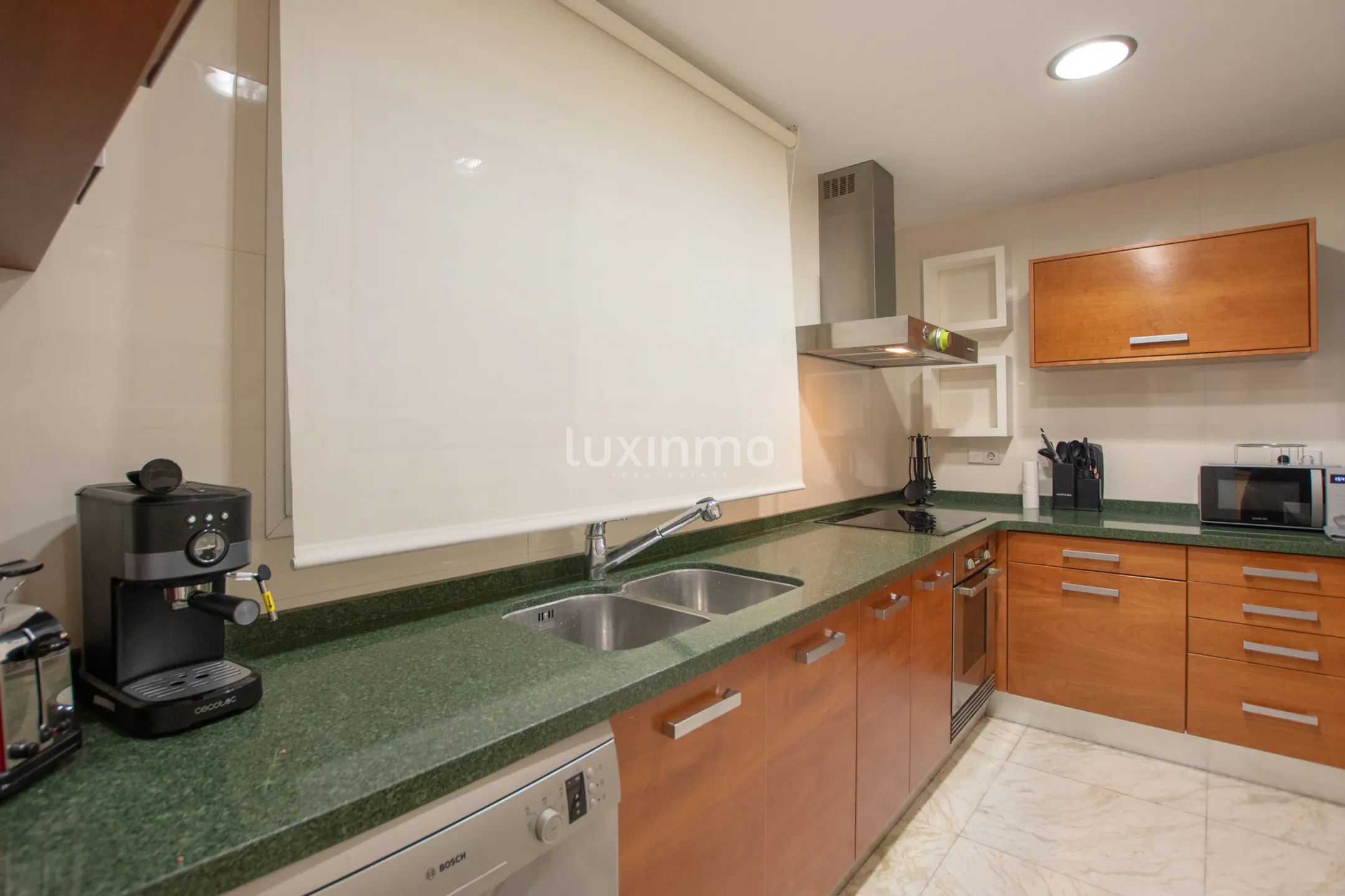 Flats on the Mediterranean coast with sea views in Cap Negre — photo 6