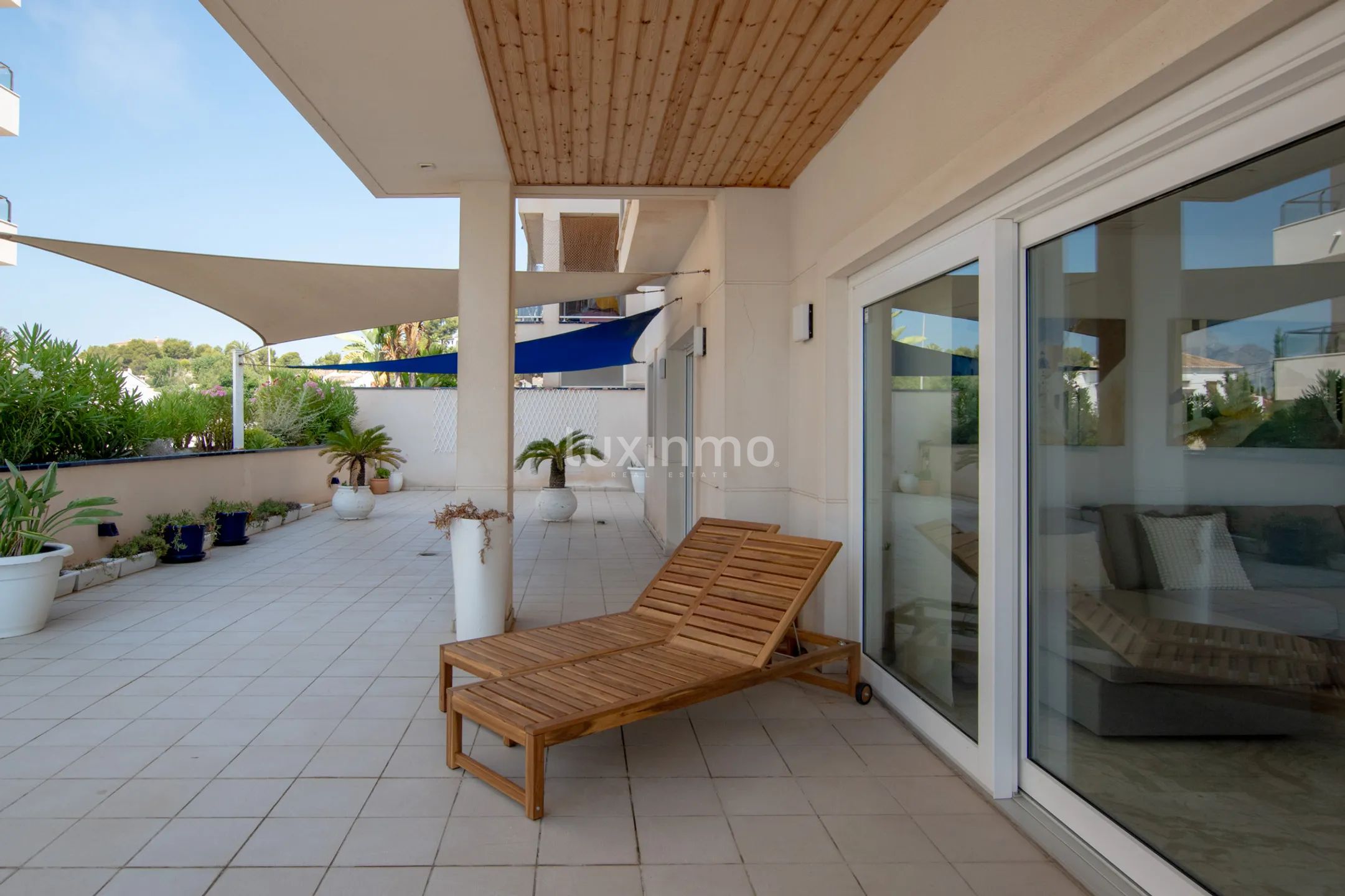 Flats on the Mediterranean coast with sea views in Cap Negre — photo 3
