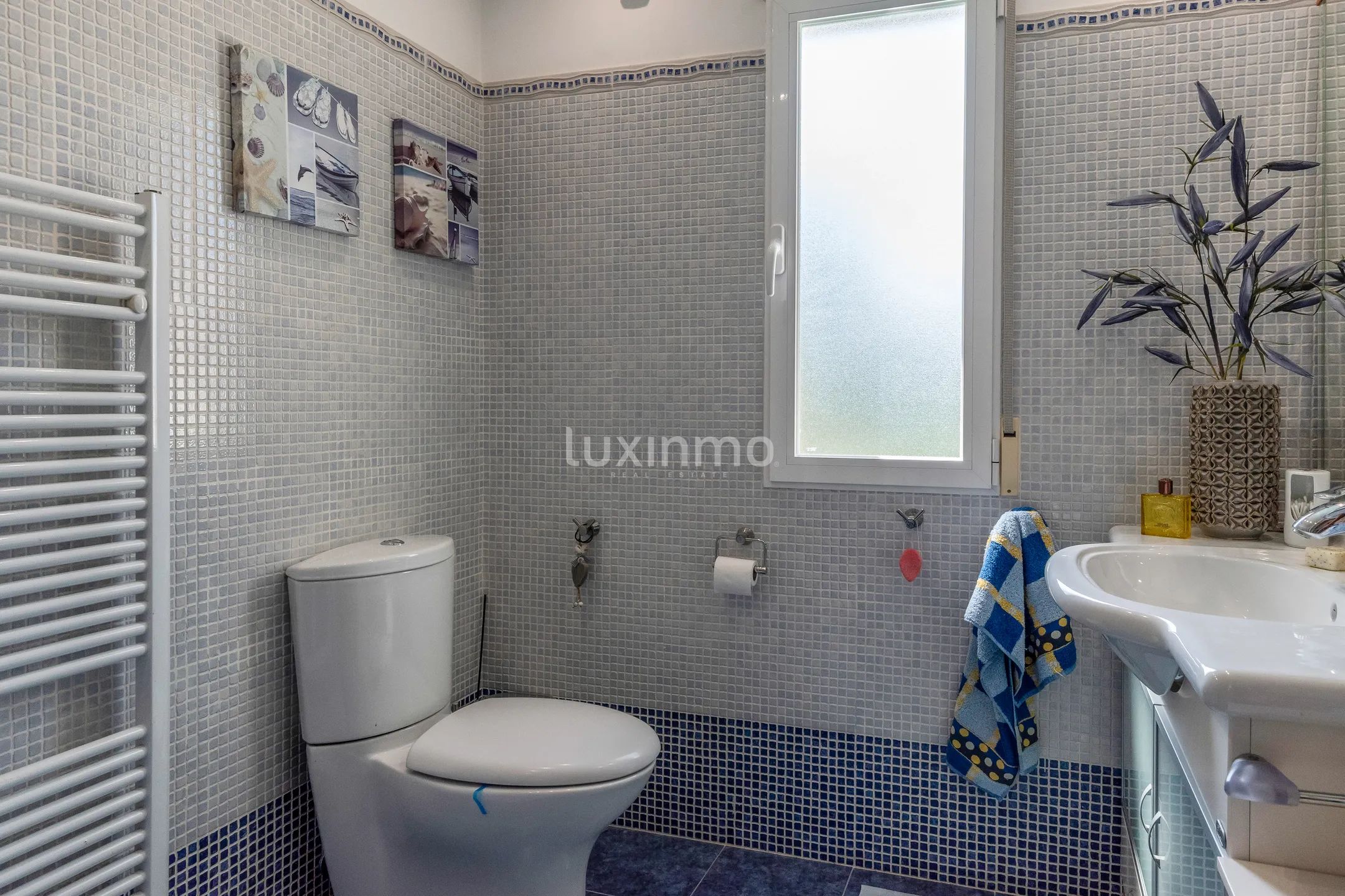 Mediterranean 4-bedroom villa with pool and sea views in Alfàs del Pi — photo 32