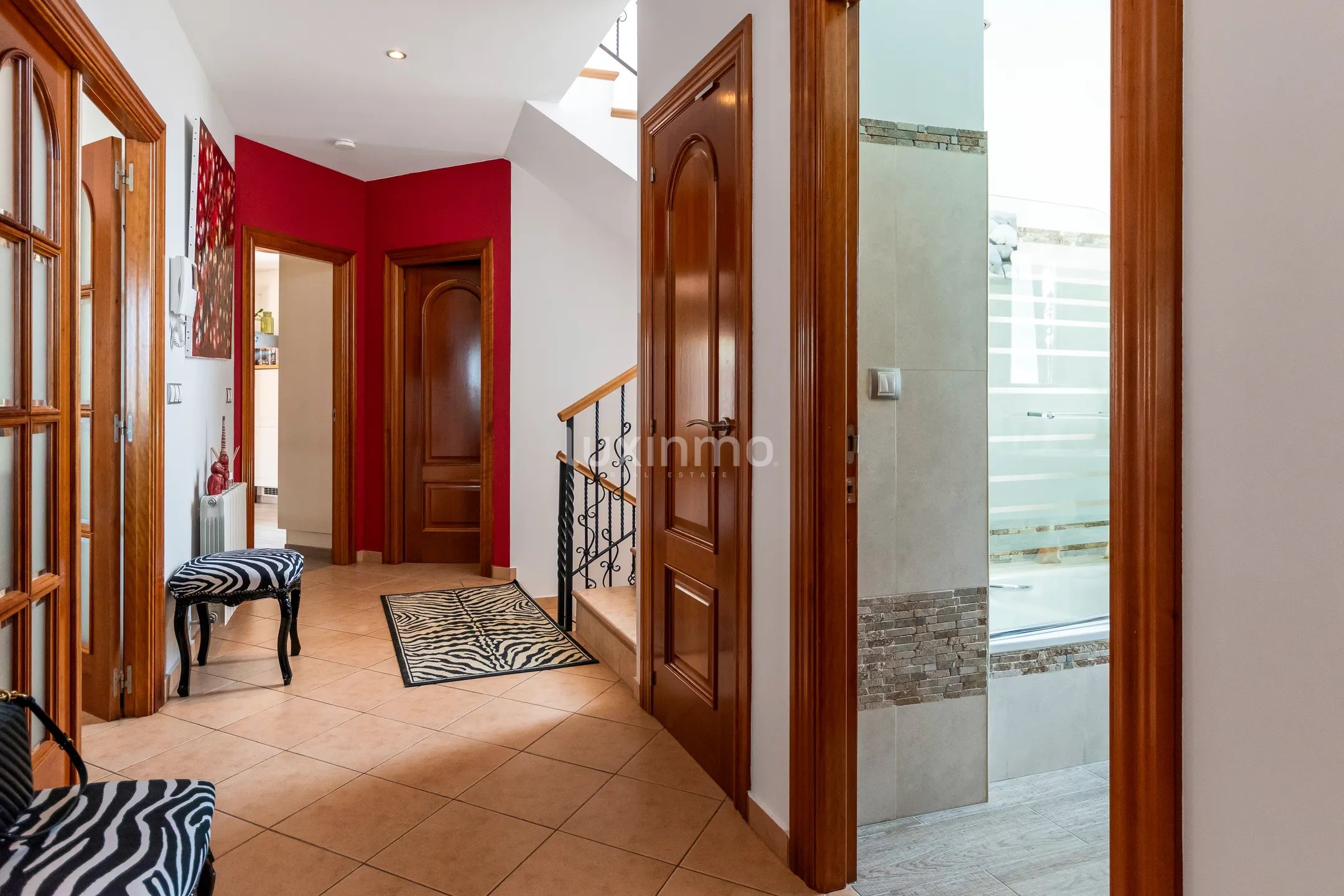 Mediterranean 4-bedroom villa with pool and sea views in Alfàs del Pi — photo 17