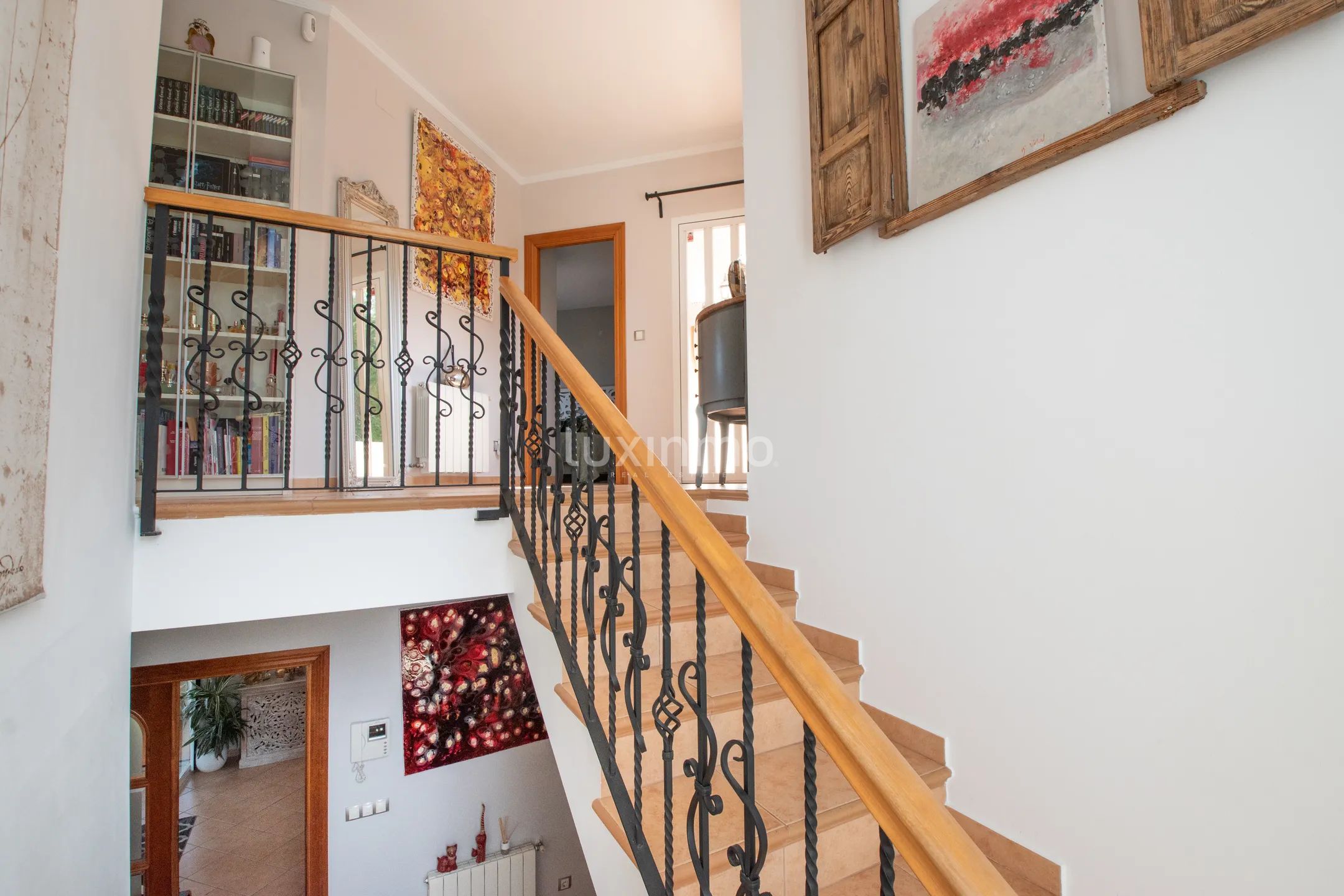 Mediterranean 4-bedroom villa with pool and sea views in Alfàs del Pi — photo 34