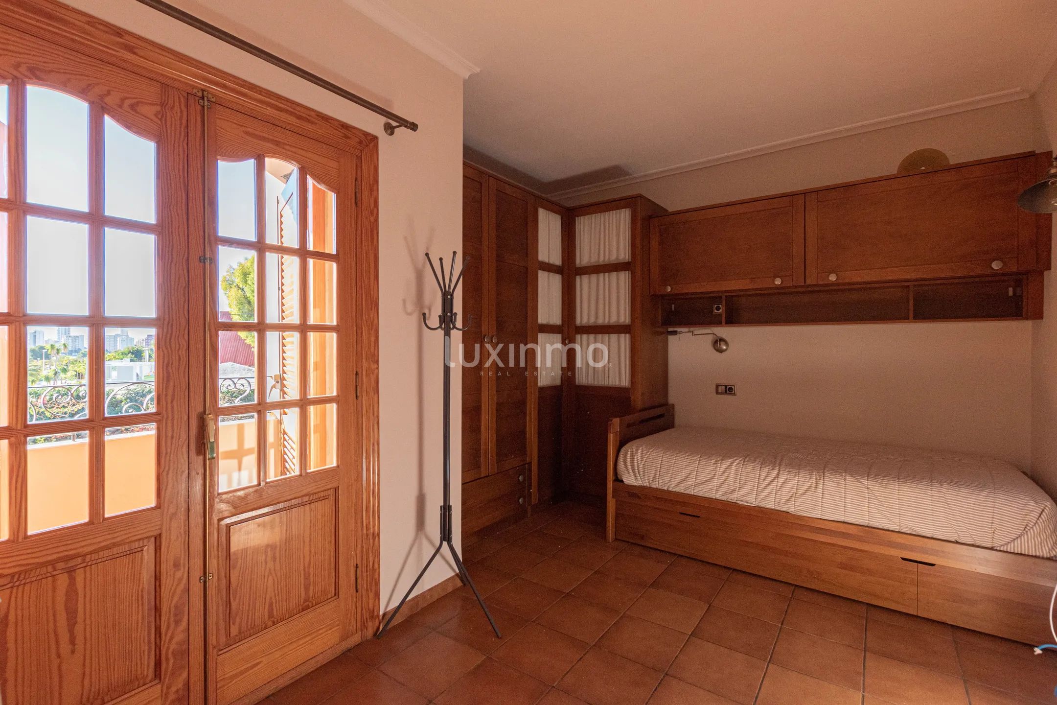 Spacious Mediterranean-style villa with panoramic views and sea views for sale in Calpe — photo 31