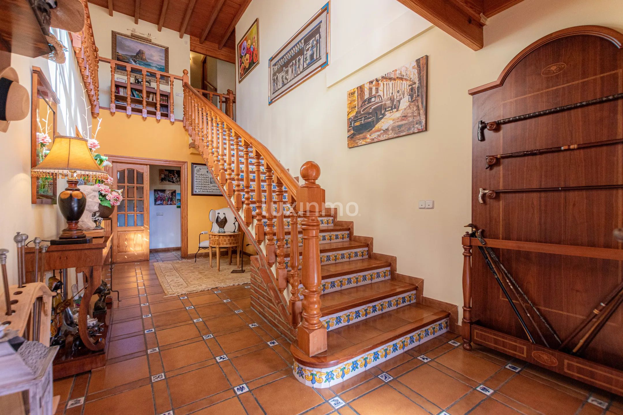 Spacious Mediterranean-style villa with panoramic views and sea views for sale in Calpe — photo 10