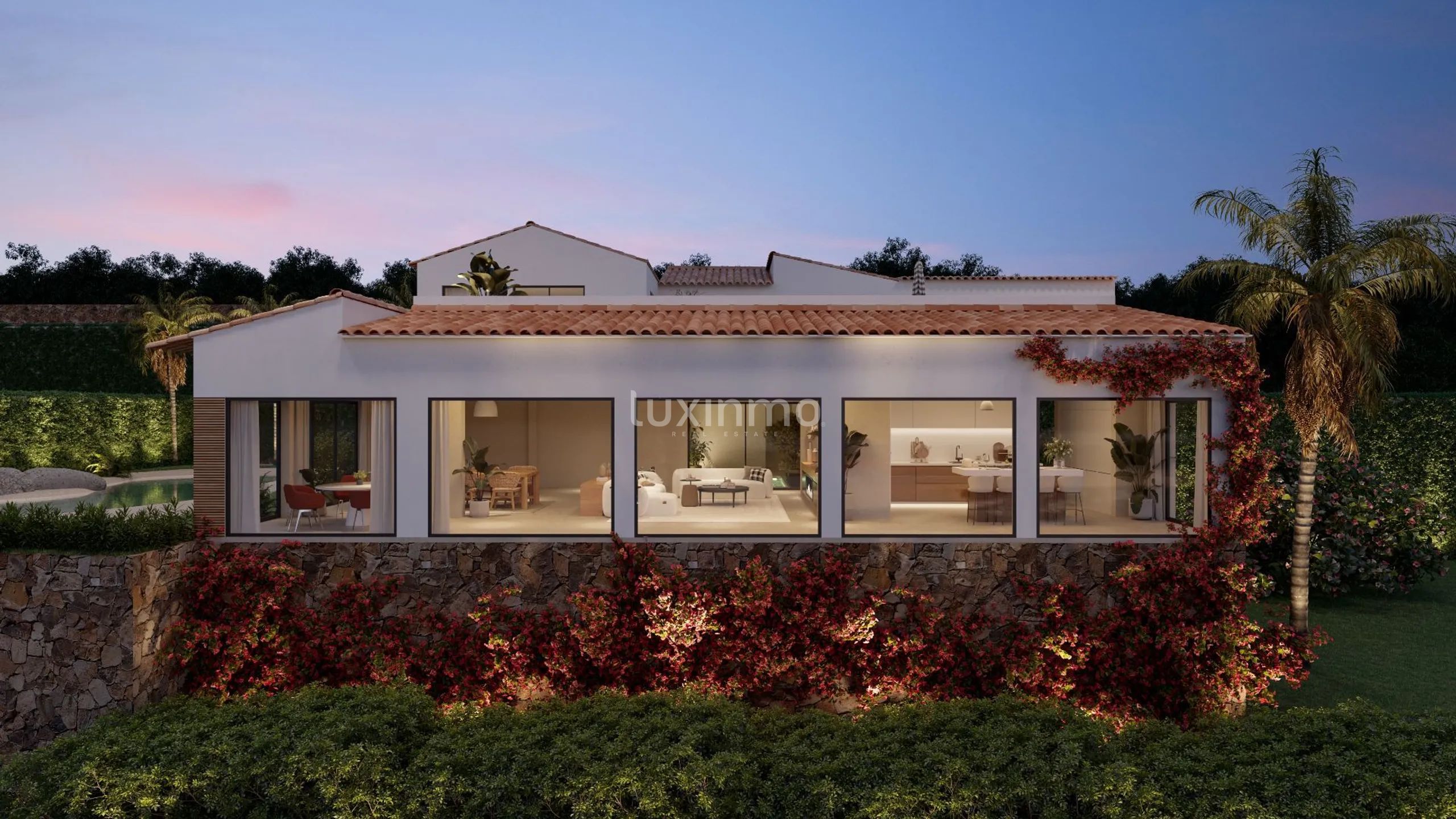 Renovated spacious villa for sale with sea views in Javea