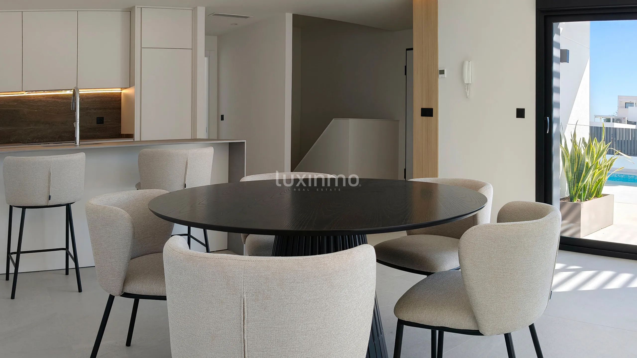 Finished modern villa in Rojales for sale — photo 22