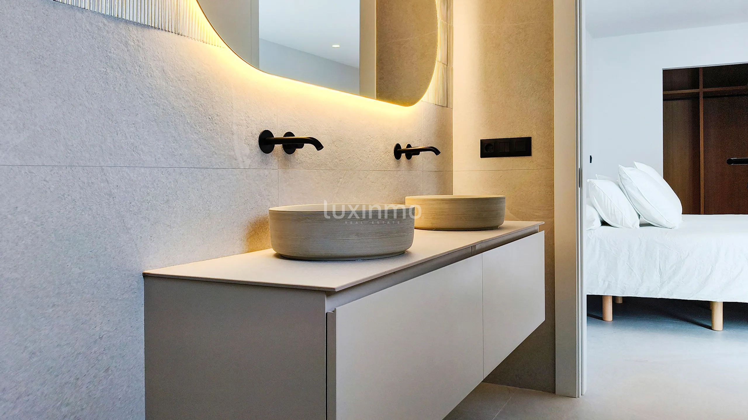Finished modern villa in Rojales for sale — photo 29