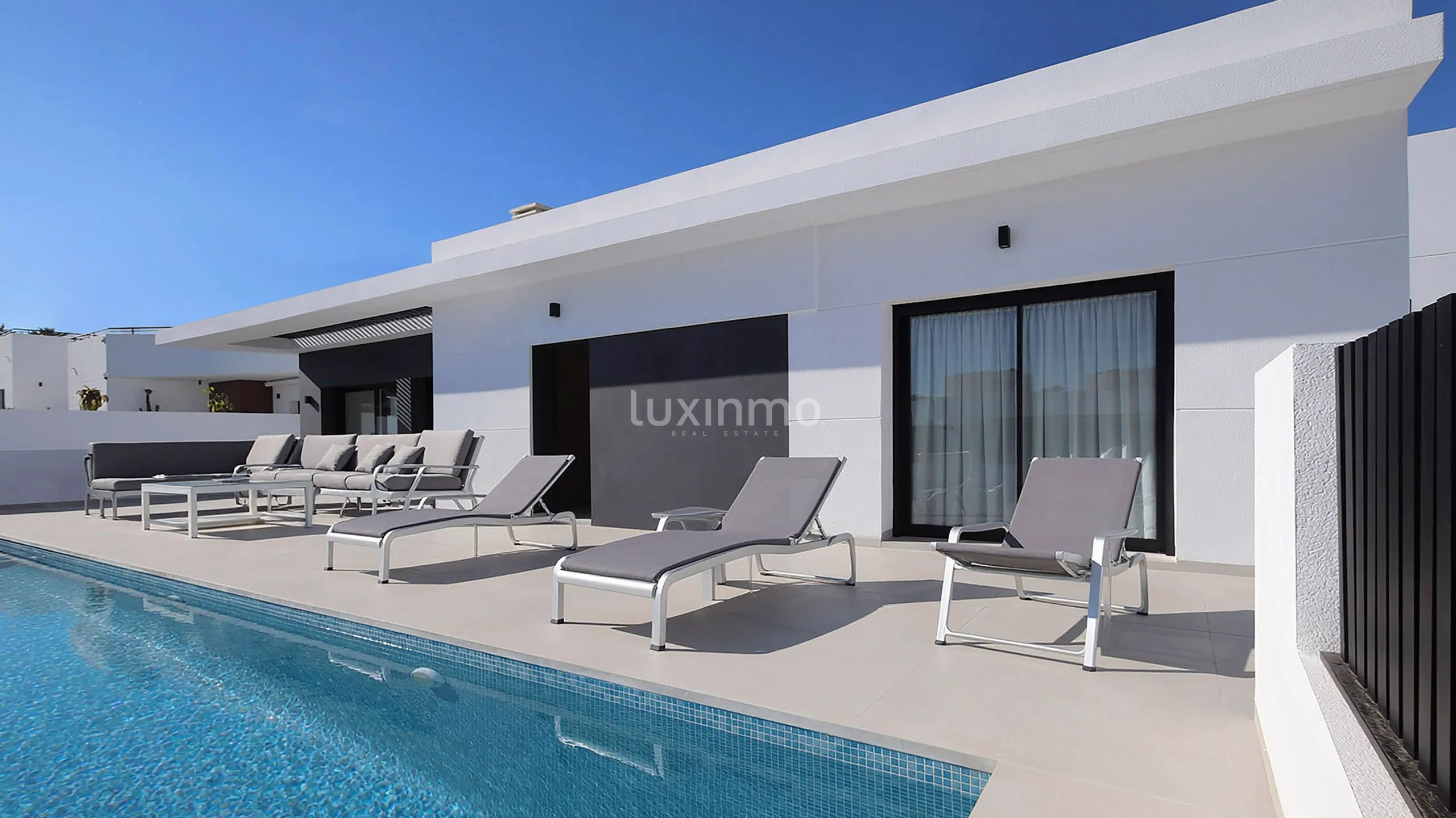 Finished modern villa in Rojales for sale — photo 3