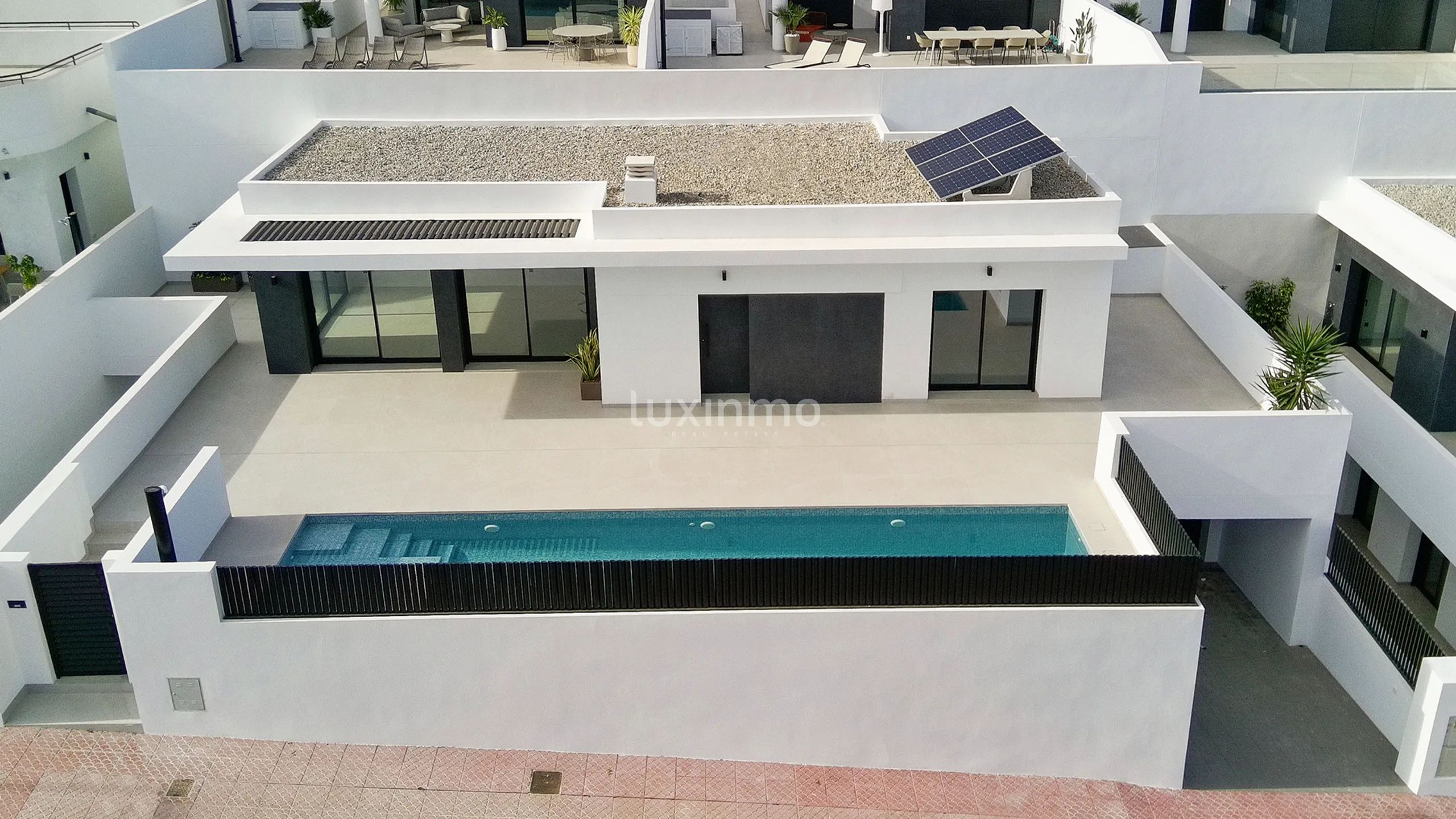 Finished modern villa in Rojales for sale — photo 1