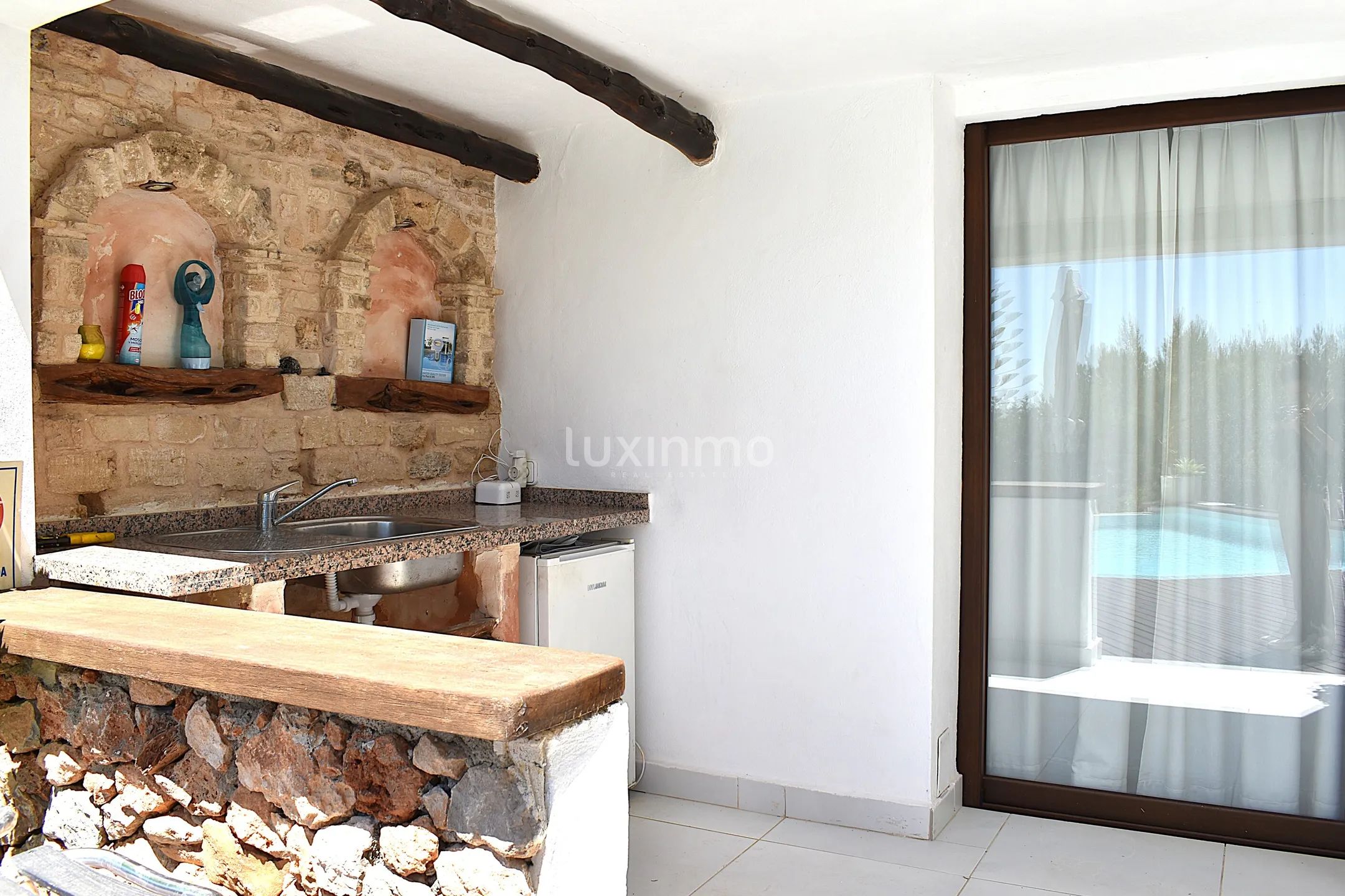 Schöne Villa mit herrlichem Meerblick in Cala Salada — photo 9