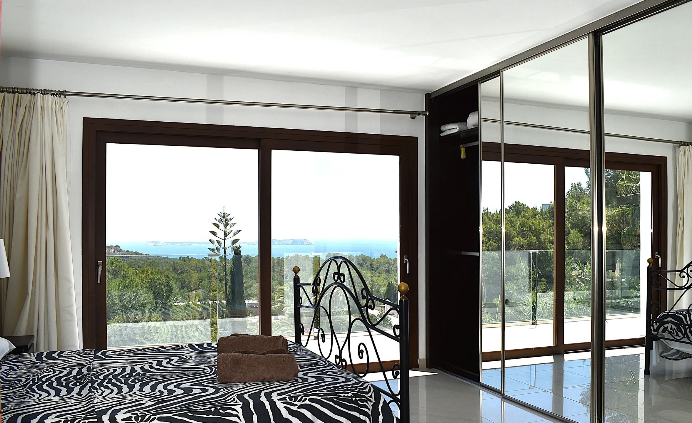 Schöne Villa mit herrlichem Meerblick in Cala Salada — photo 29