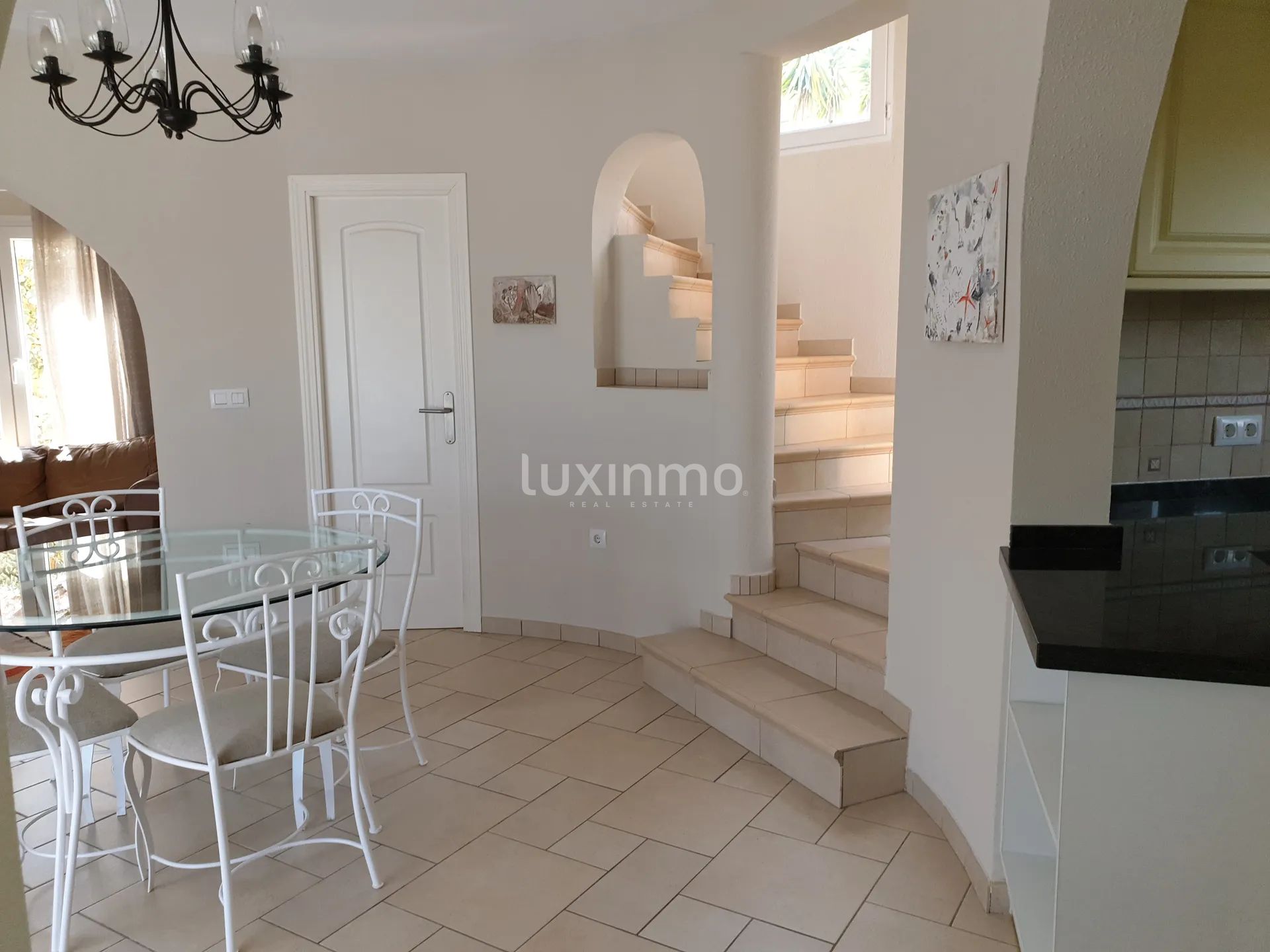 Spanish style villa for sale with open views — photo 15