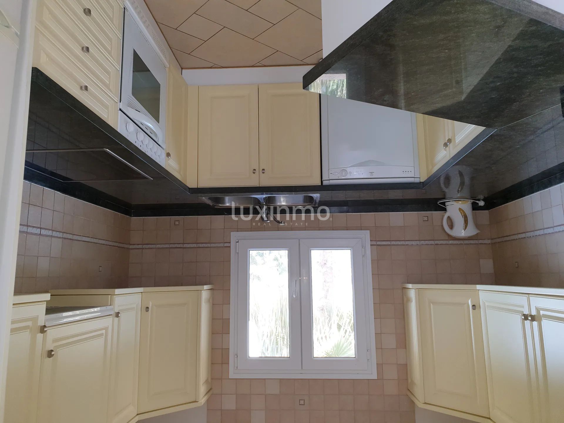 Spanish style villa for sale with open views — photo 13