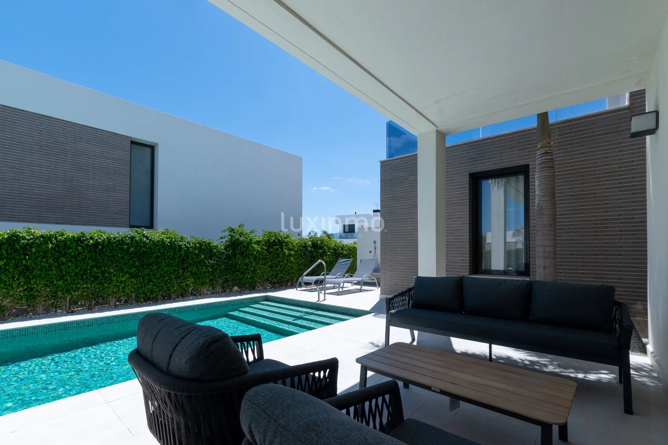 Villa for rent in Sierra Cortina — photo 4