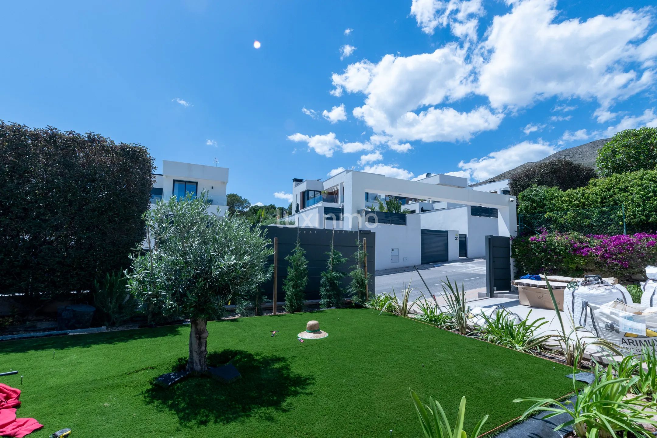 Villa for rent in Sierra Cortina — photo 46