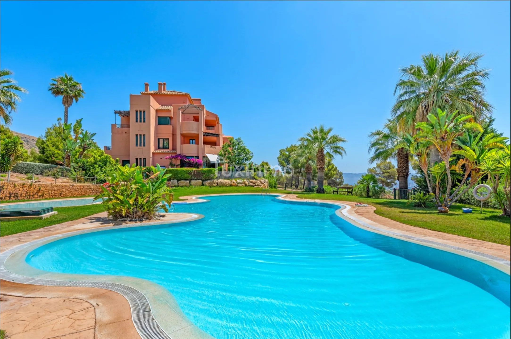 Apartamento Mediterráneo con Vistas al Mar en Sierra Cortina — photo 25