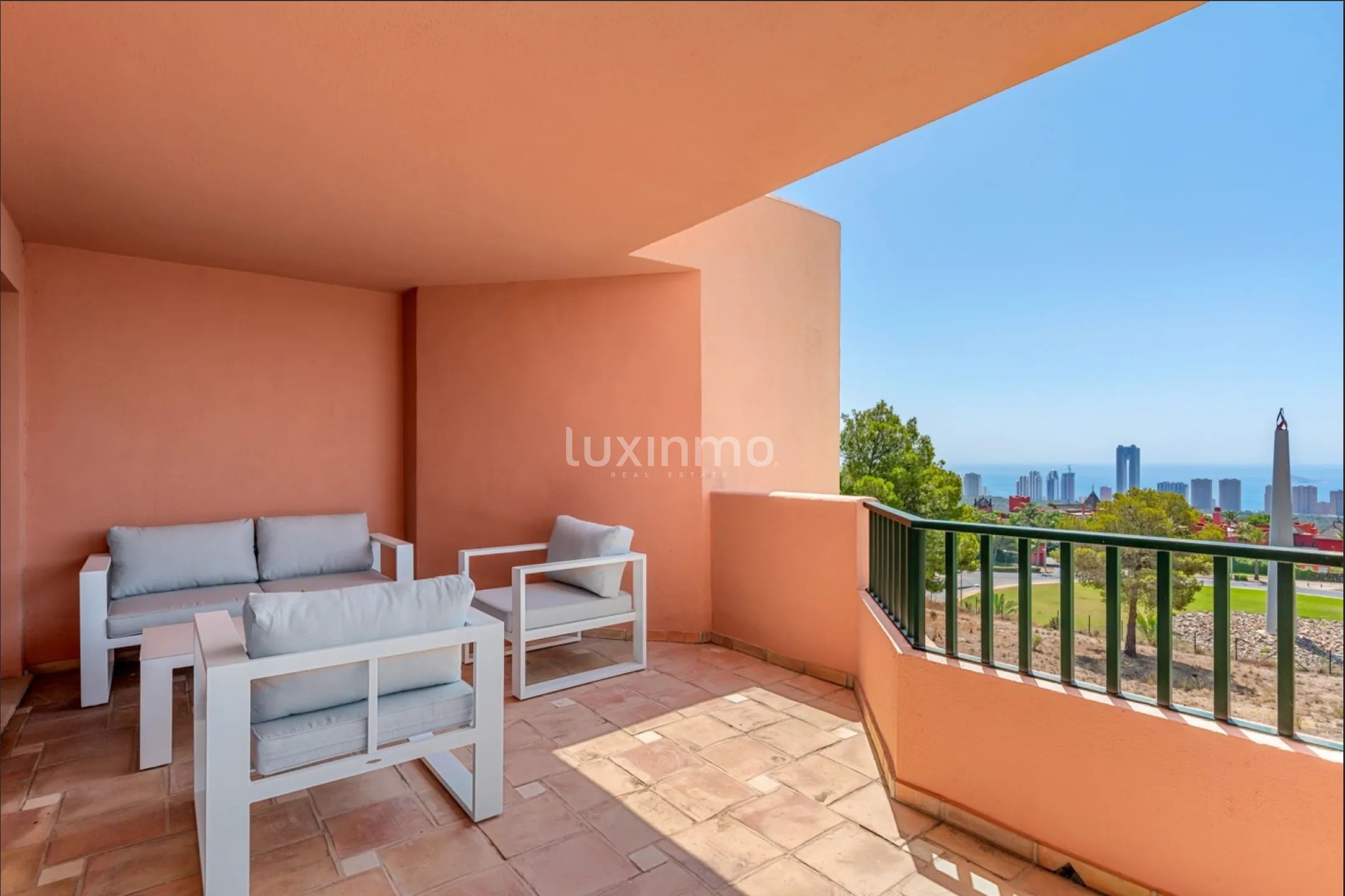Apartamento Mediterráneo con Vistas al Mar en Sierra Cortina — photo 22