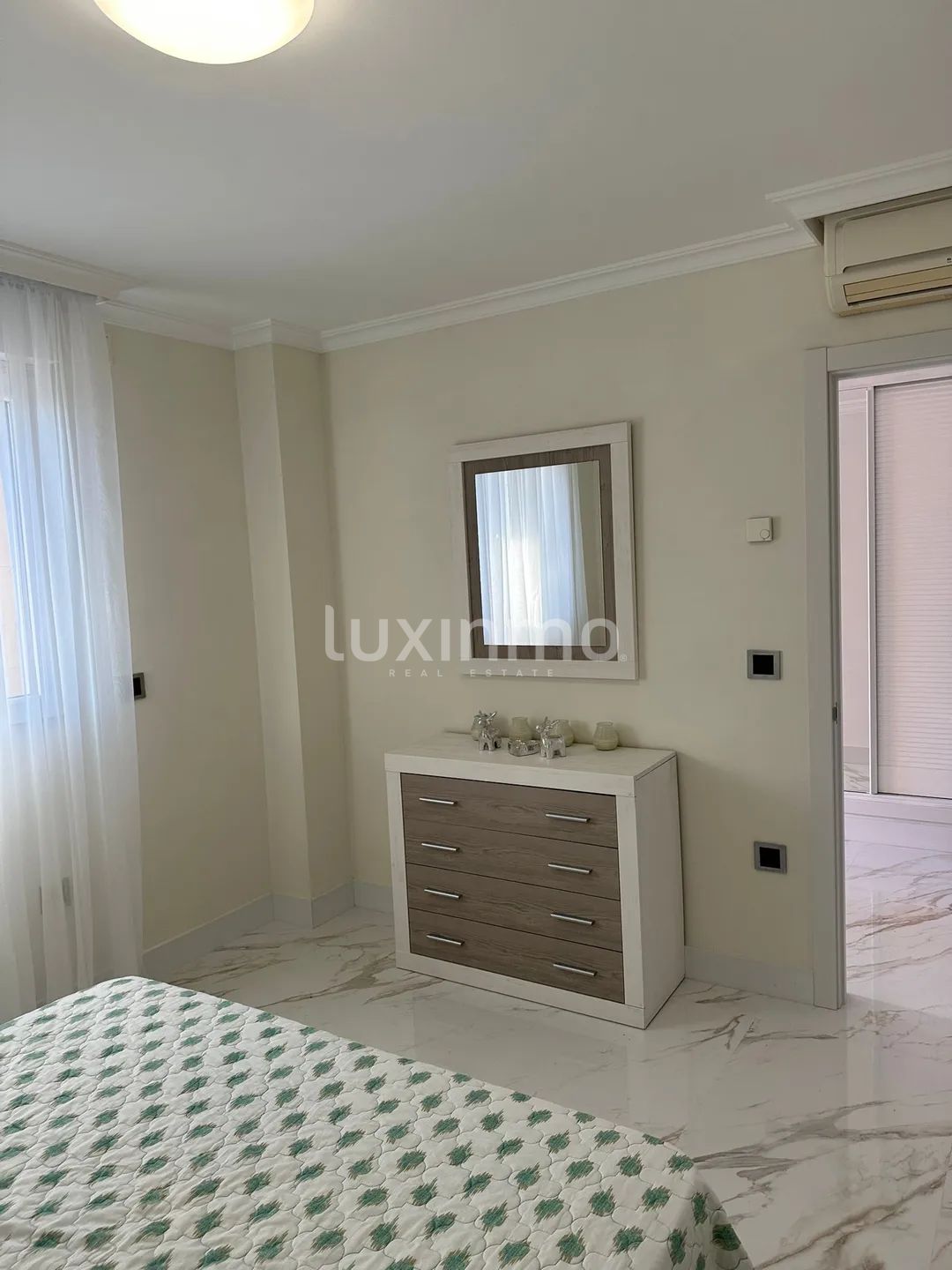 Villa contemporaine de 4 chambres à Portichol — photo 11